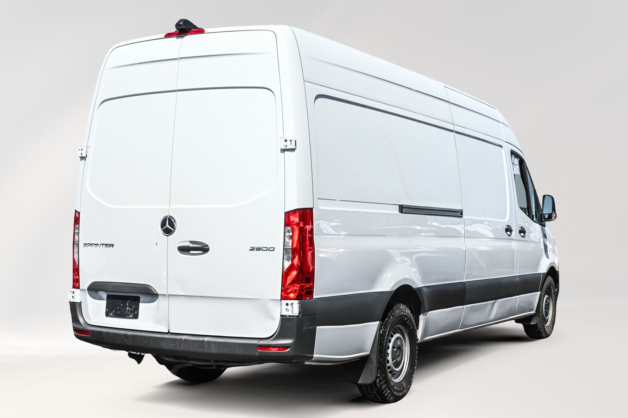 2022 Mercedes-Benz Sprinter Cargo Van in Dollard-des-Ormeaux, Quebec