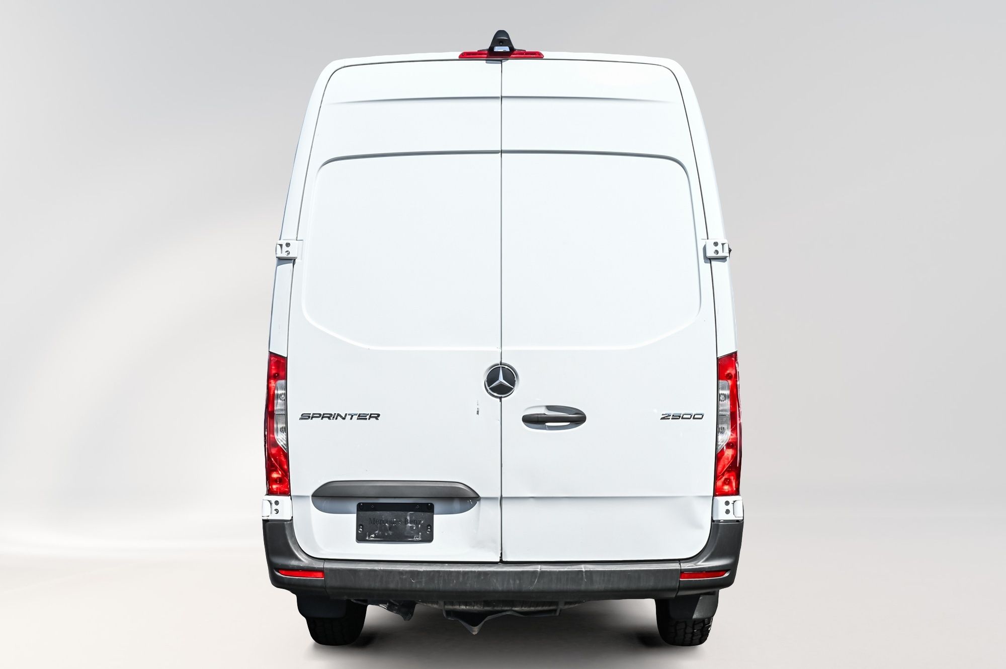 2022 Mercedes-Benz Sprinter Cargo Van in Dollard-des-Ormeaux, Quebec