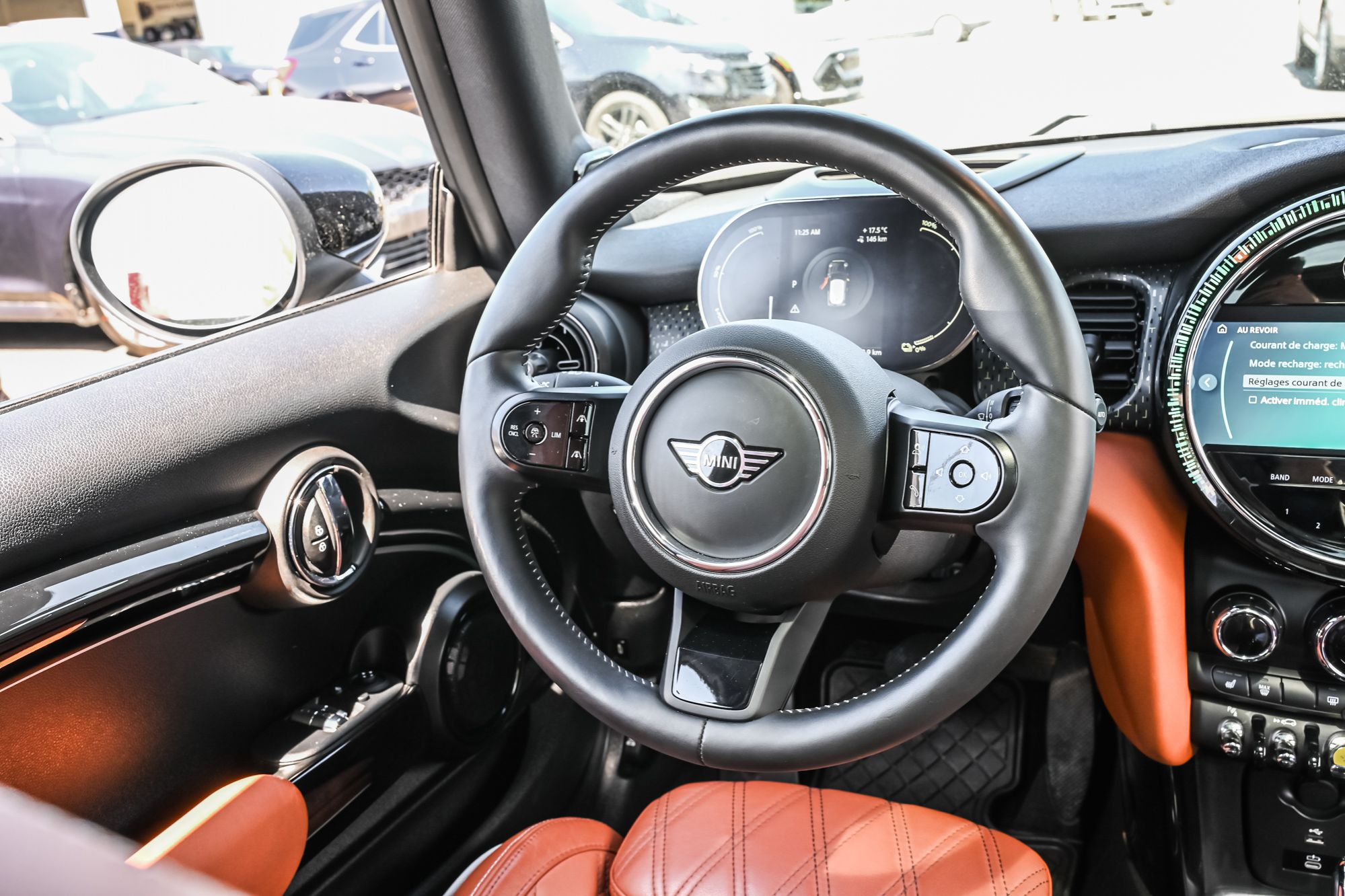 2024 MINI 3 Door in Dollard-des-Ormeaux, Quebec
