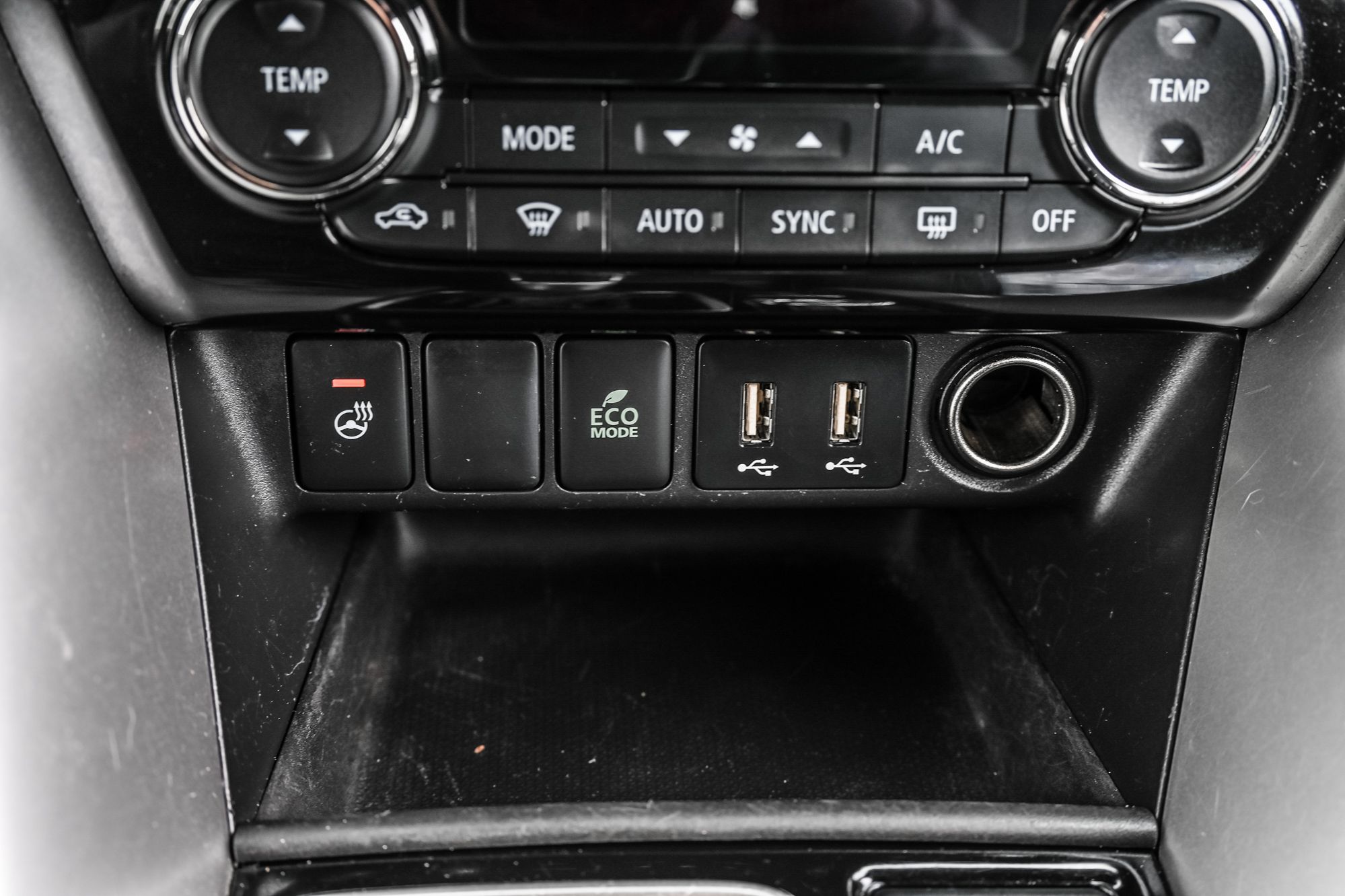 Mitsubishi Eclipse Cross  2022