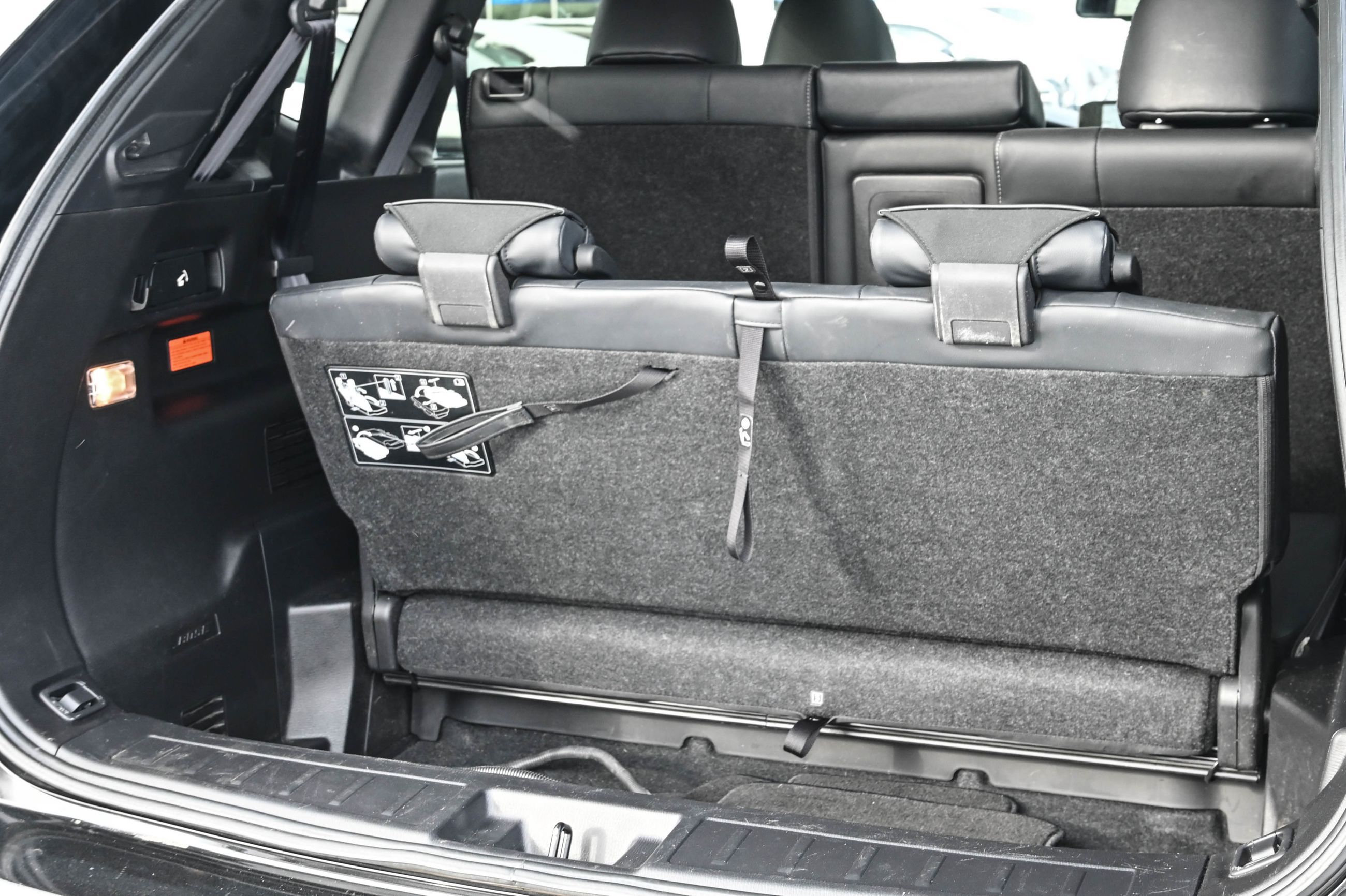 Mitsubishi Outlander PHEV  2024 à Dollard-des-Ormeaux, Québec