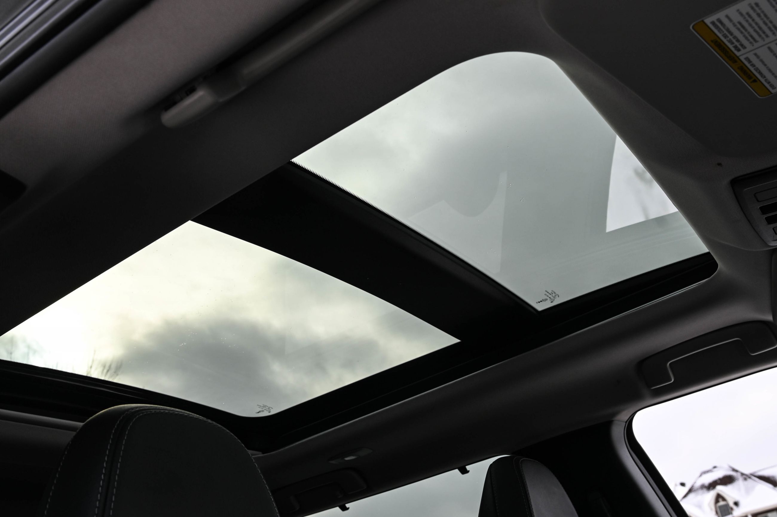 Mitsubishi Outlander PHEV  2024 à Dollard-des-Ormeaux, Québec