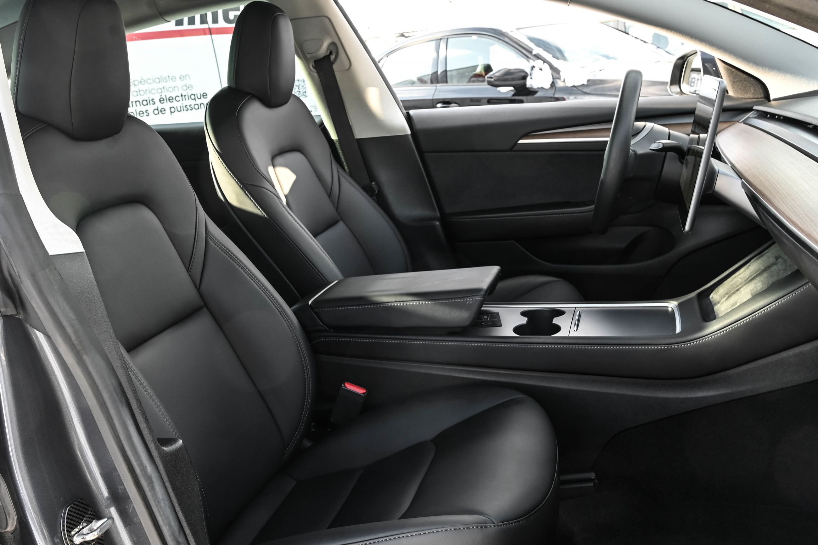 2022 Tesla Model 3 in Dollard-des-Ormeaux, Quebec