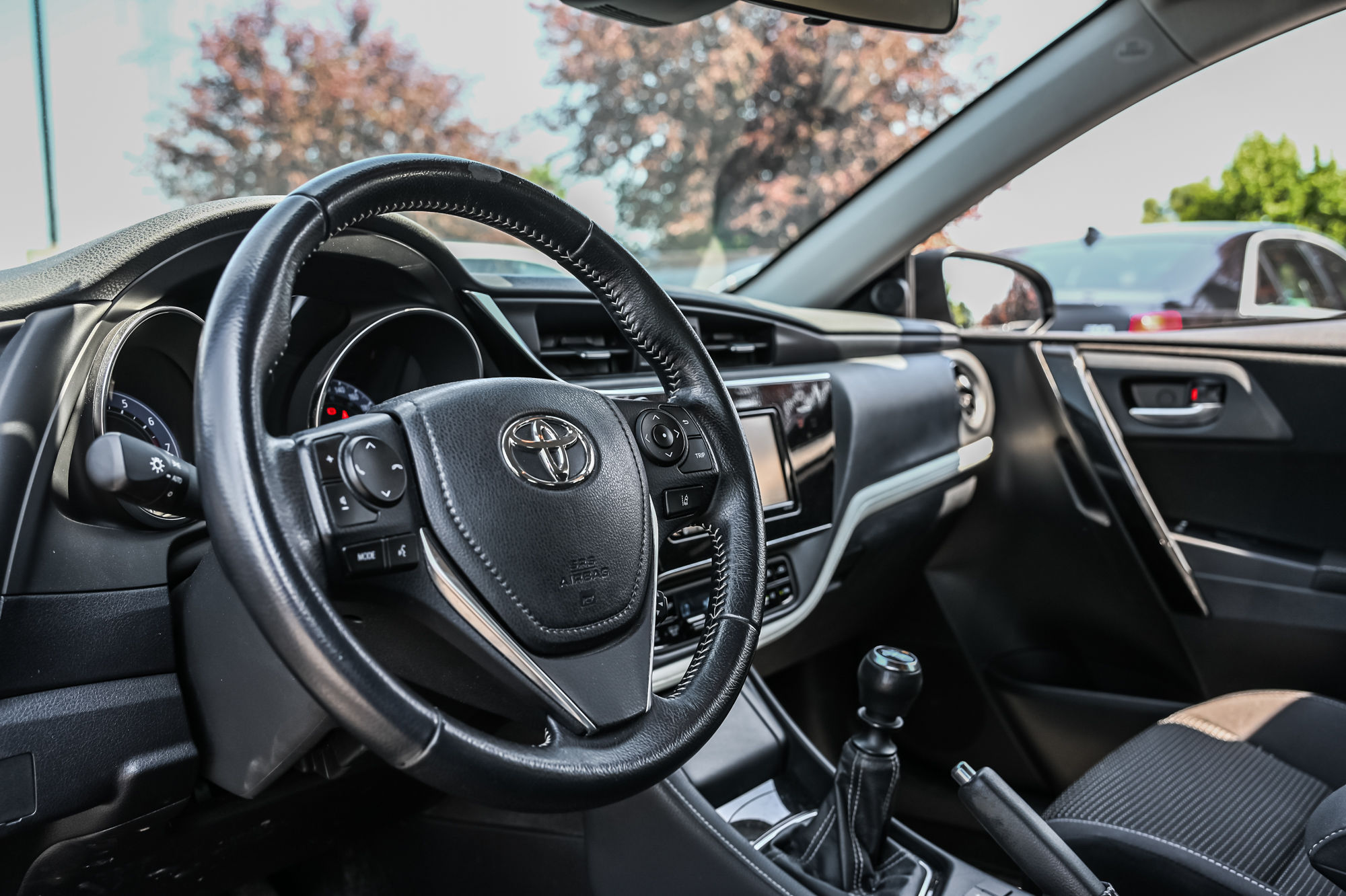 Toyota Corolla iM  2017 à Dollard-des-Ormeaux, Québec