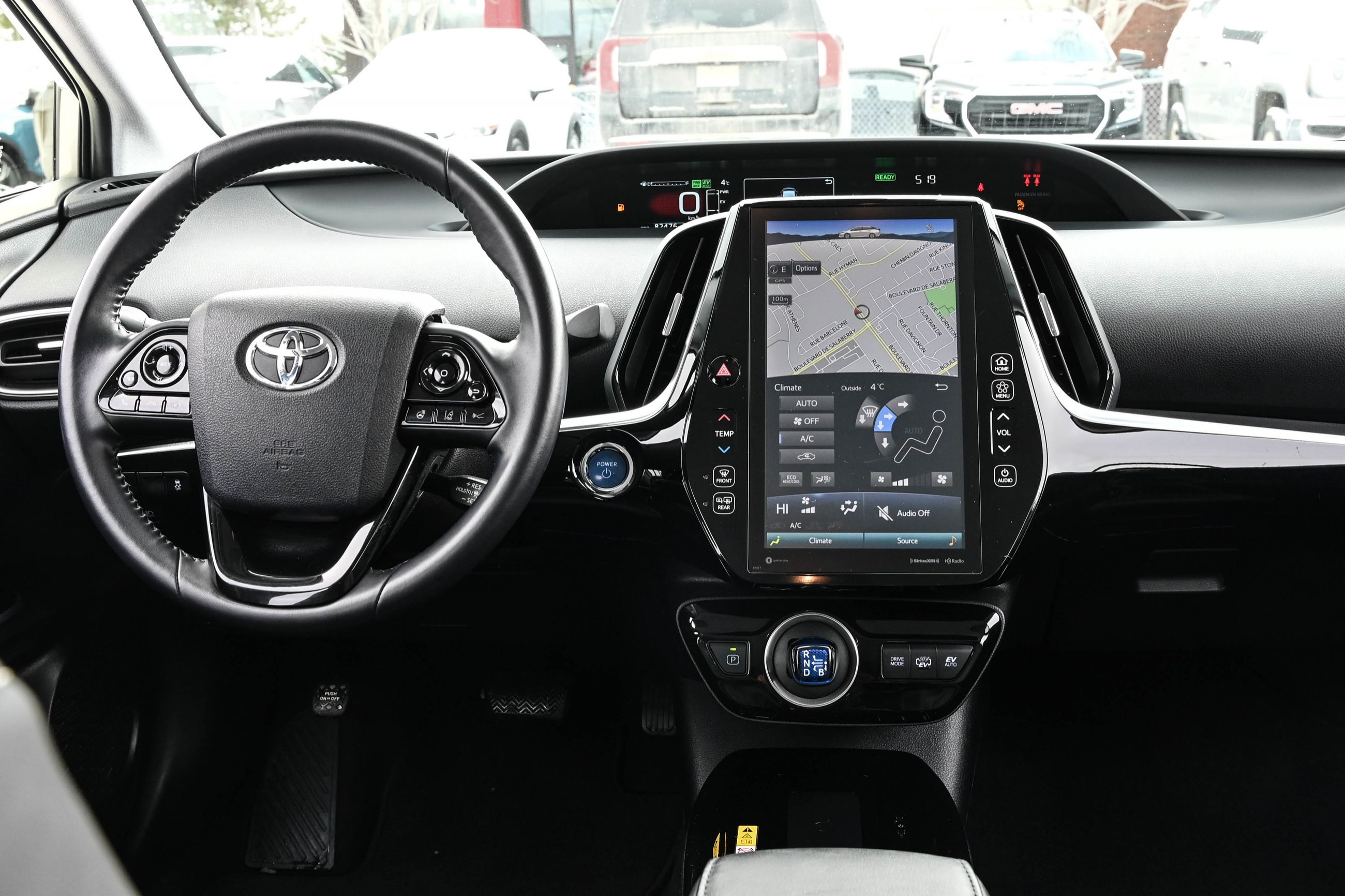 2020 Toyota Prius Prime in Dollard-des-Ormeaux, Quebec