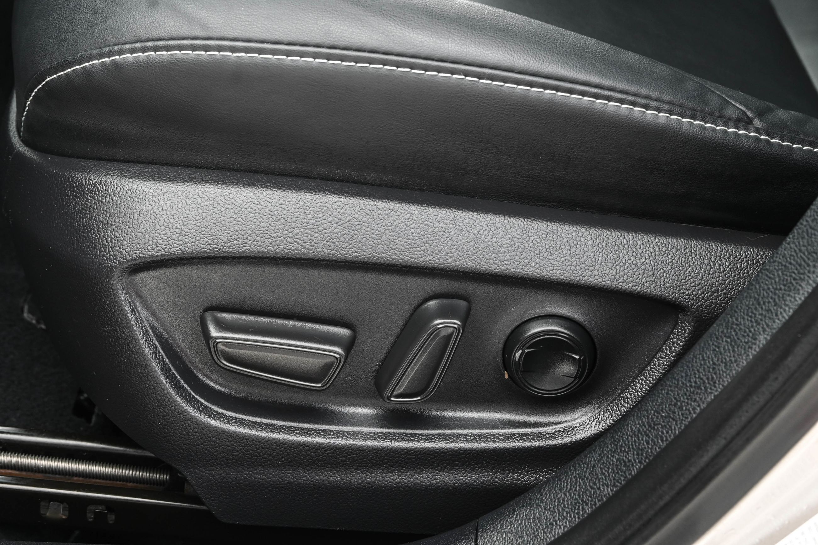 2020 Toyota Prius Prime in Dollard-des-Ormeaux, Quebec