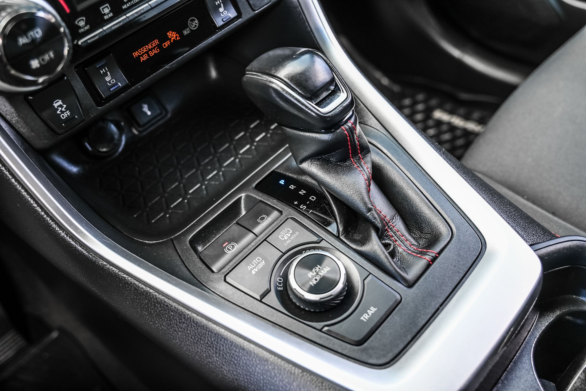 2021 Toyota RAV4 Prime in Dollard-des-Ormeaux, Quebec