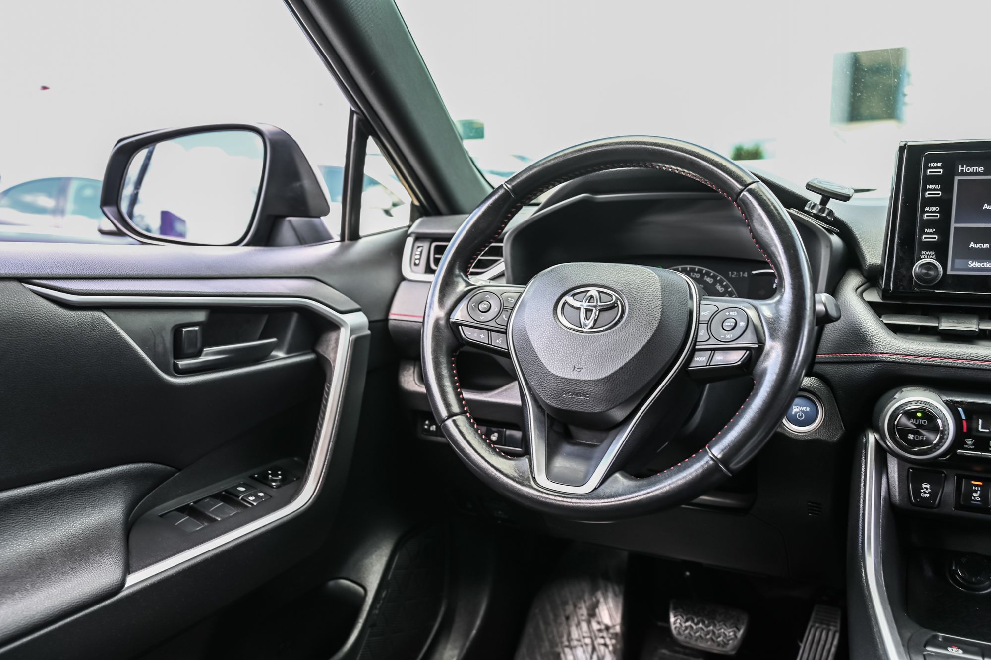 2021 Toyota RAV4 Prime in Dollard-des-Ormeaux, Quebec