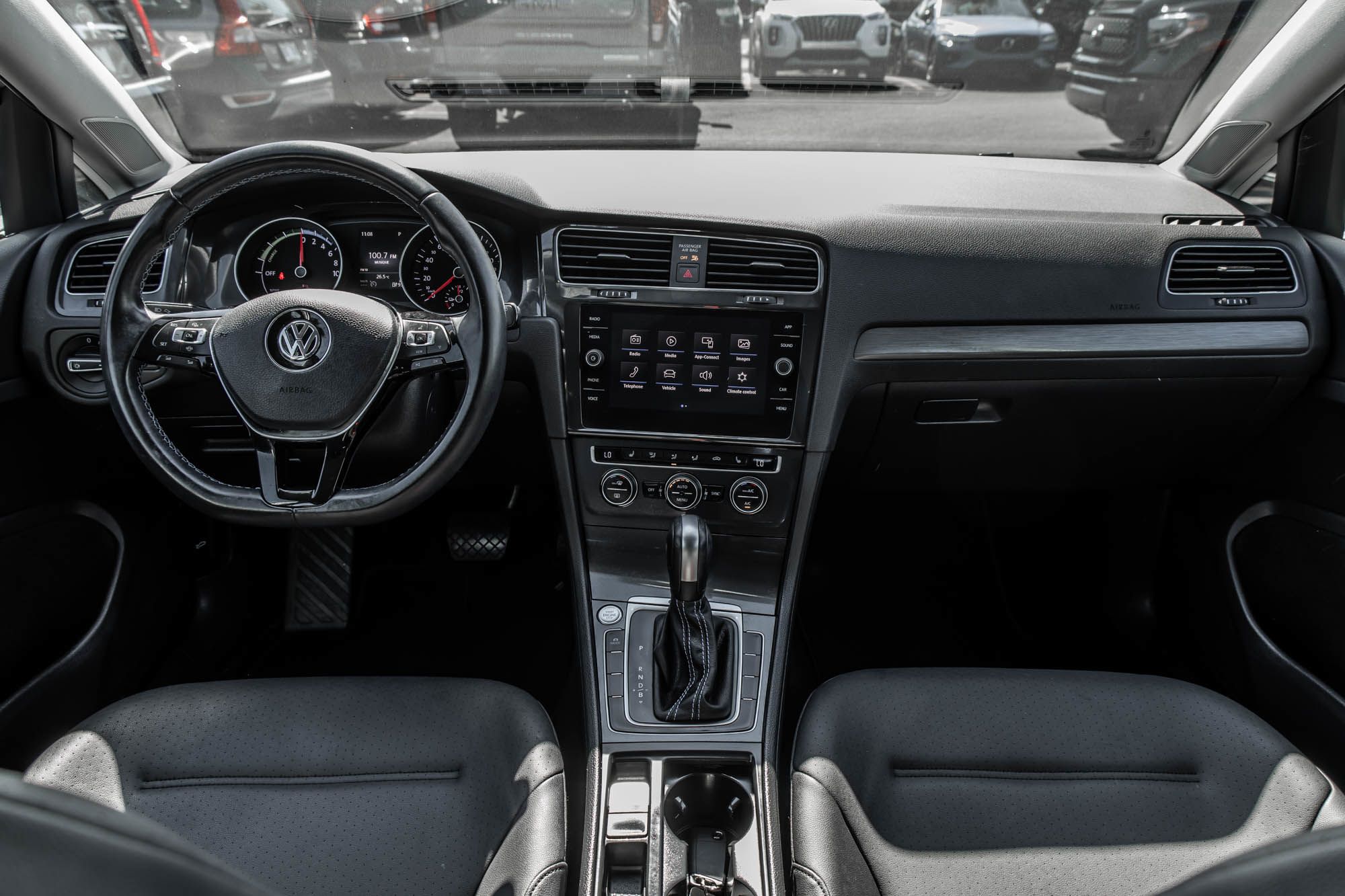 2020 Volkswagen E-Golf in Dollard-des-Ormeaux, Quebec