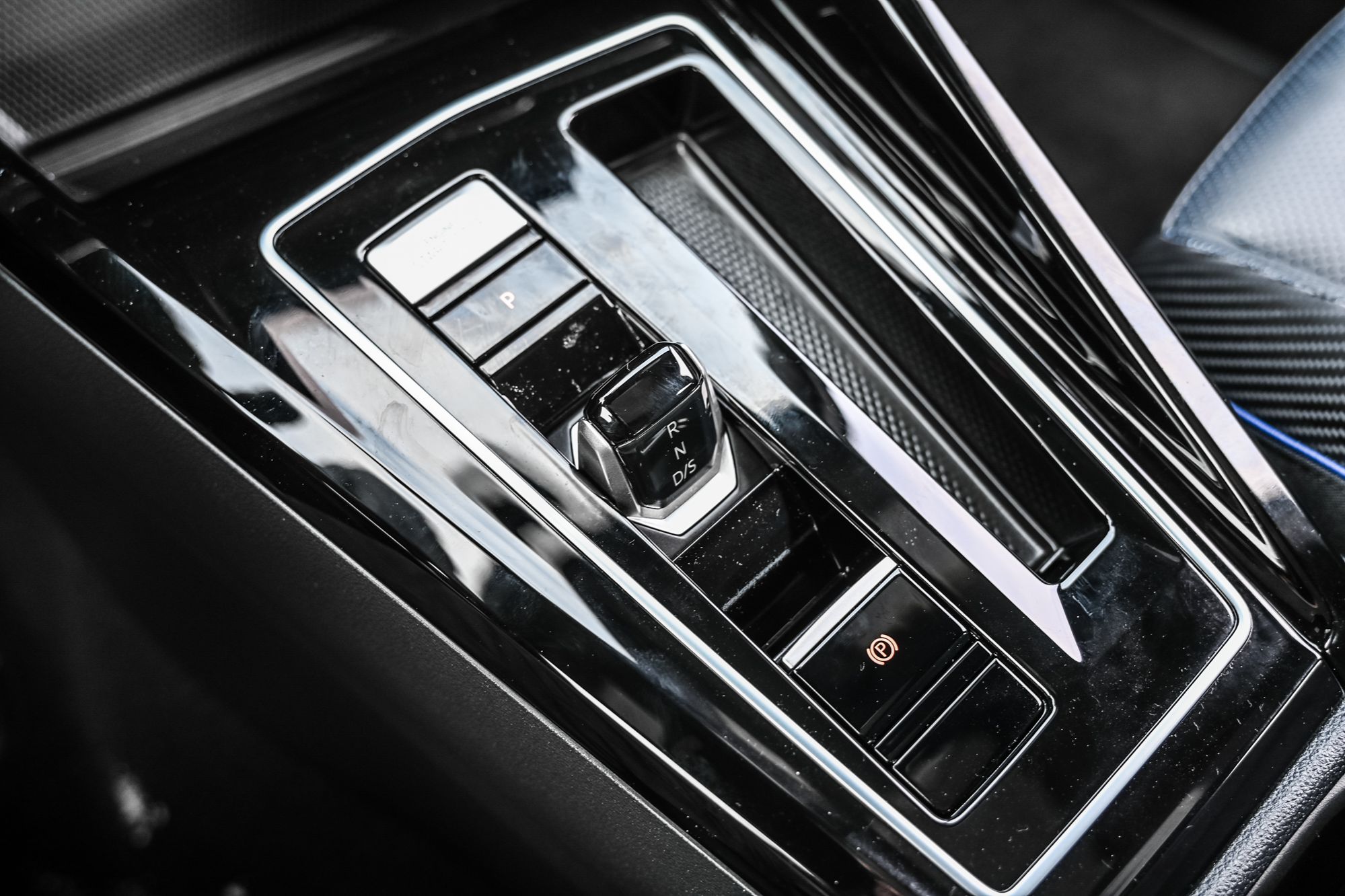 2025 Volkswagen Golf R