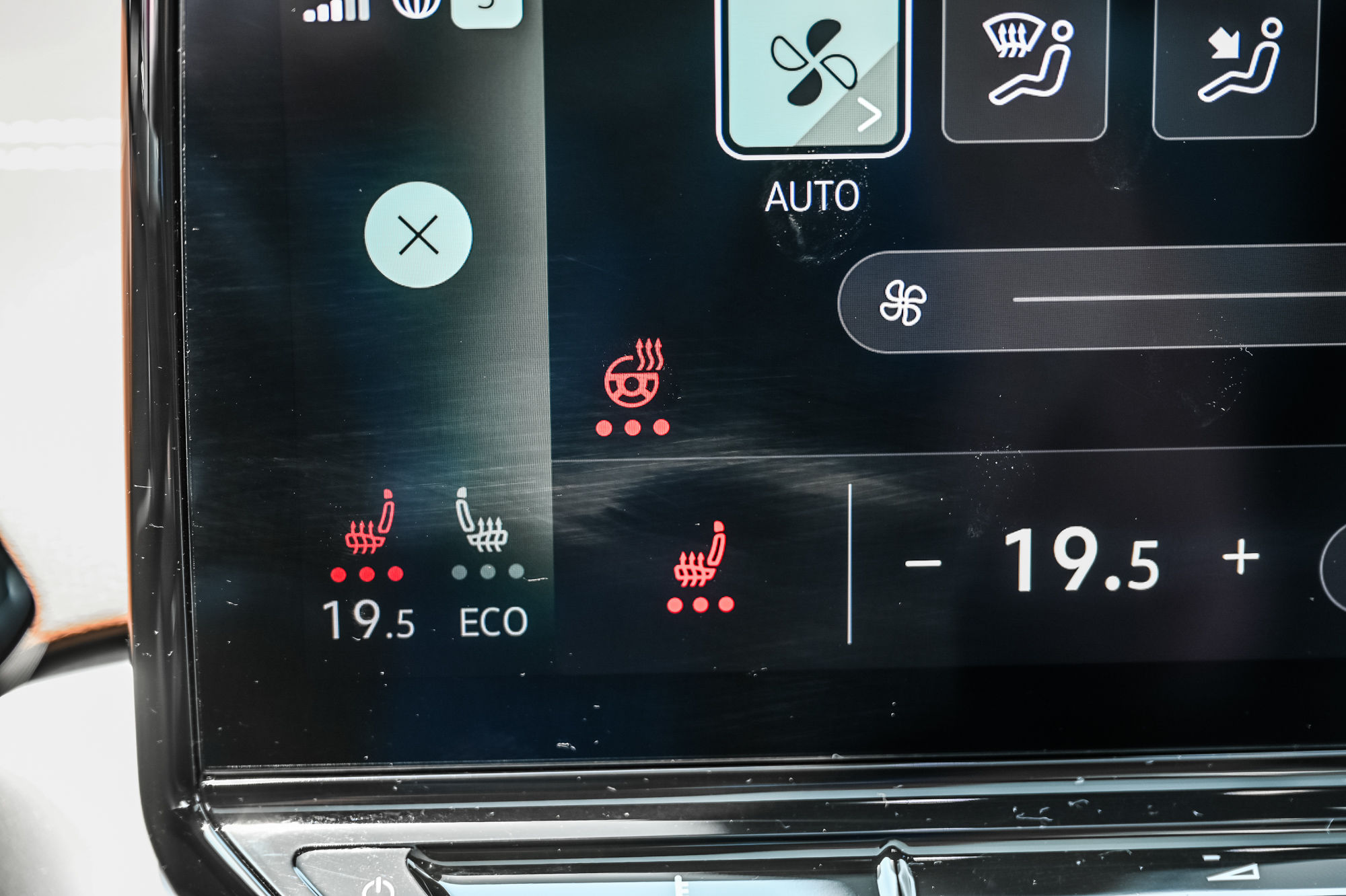 2022 Volkswagen ID.4 in Dollard-des-Ormeaux, Quebec