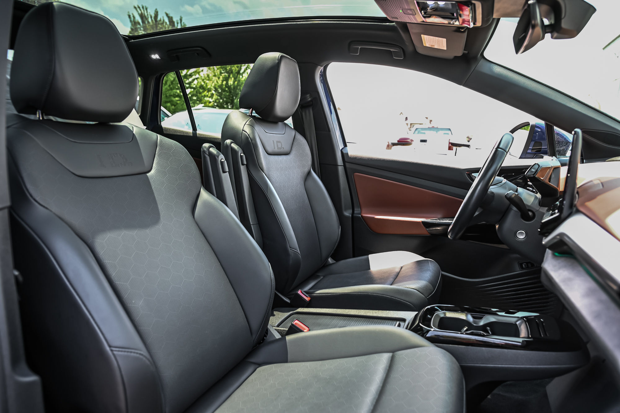 2022 Volkswagen ID.4 in Dollard-des-Ormeaux, Quebec