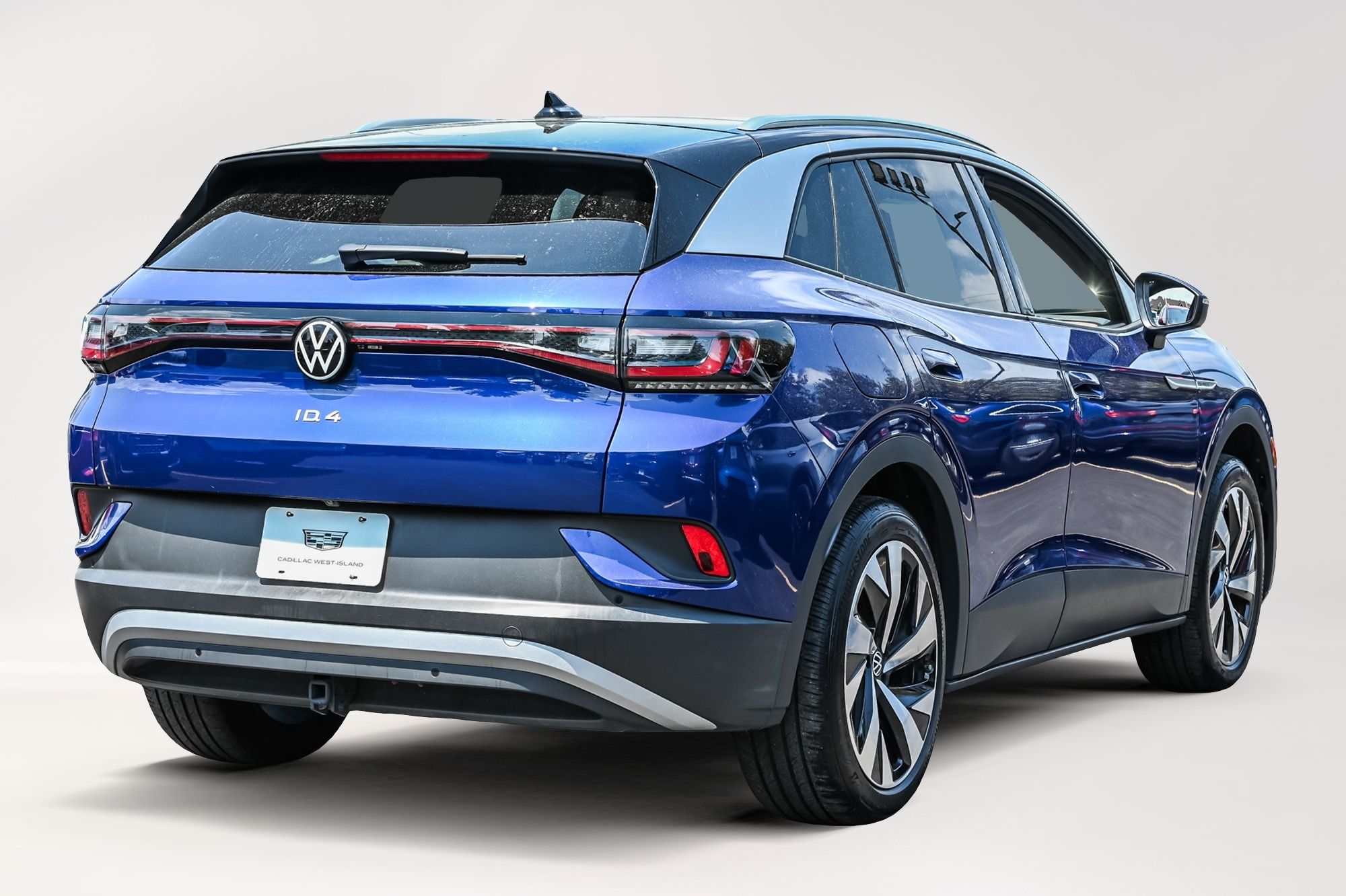 2022 Volkswagen ID.4 in Dollard-des-Ormeaux, Quebec