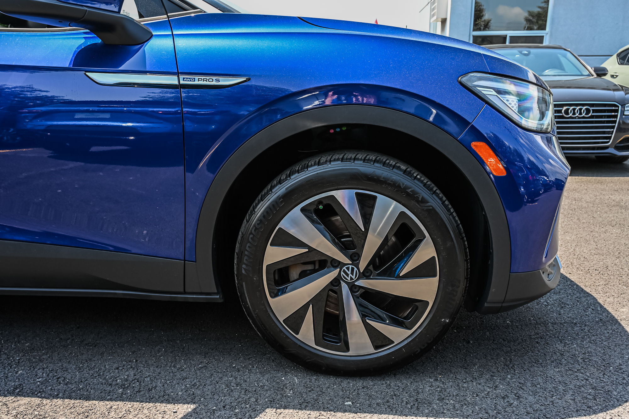 2022 Volkswagen ID.4 in Dollard-des-Ormeaux, Quebec