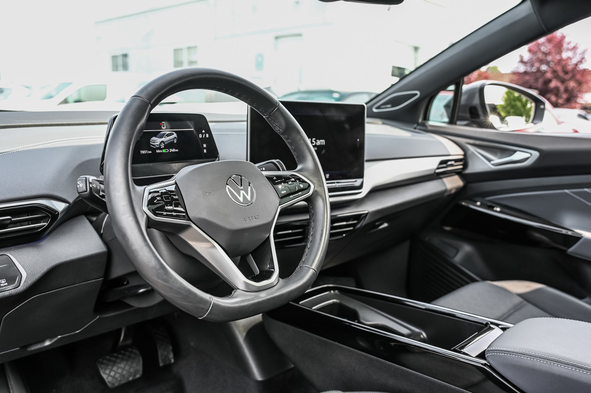 Volkswagen ID.4  2024 à Dollard-des-Ormeaux, Québec