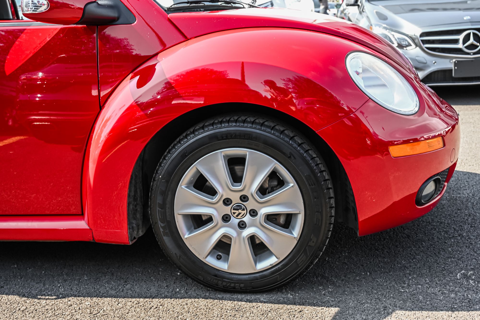 2008 Volkswagen New Beetle coupe