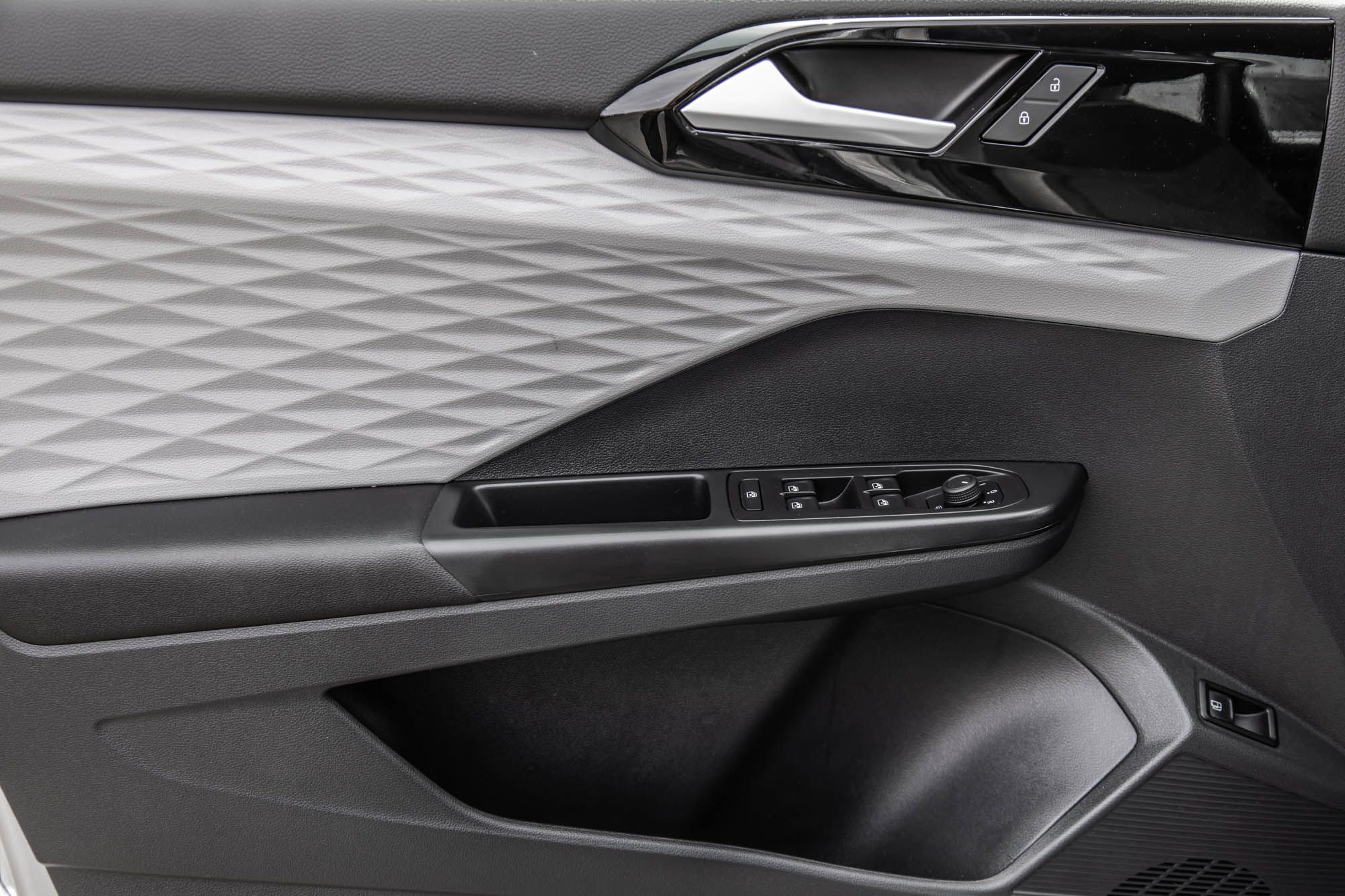 2023 Volkswagen Taos