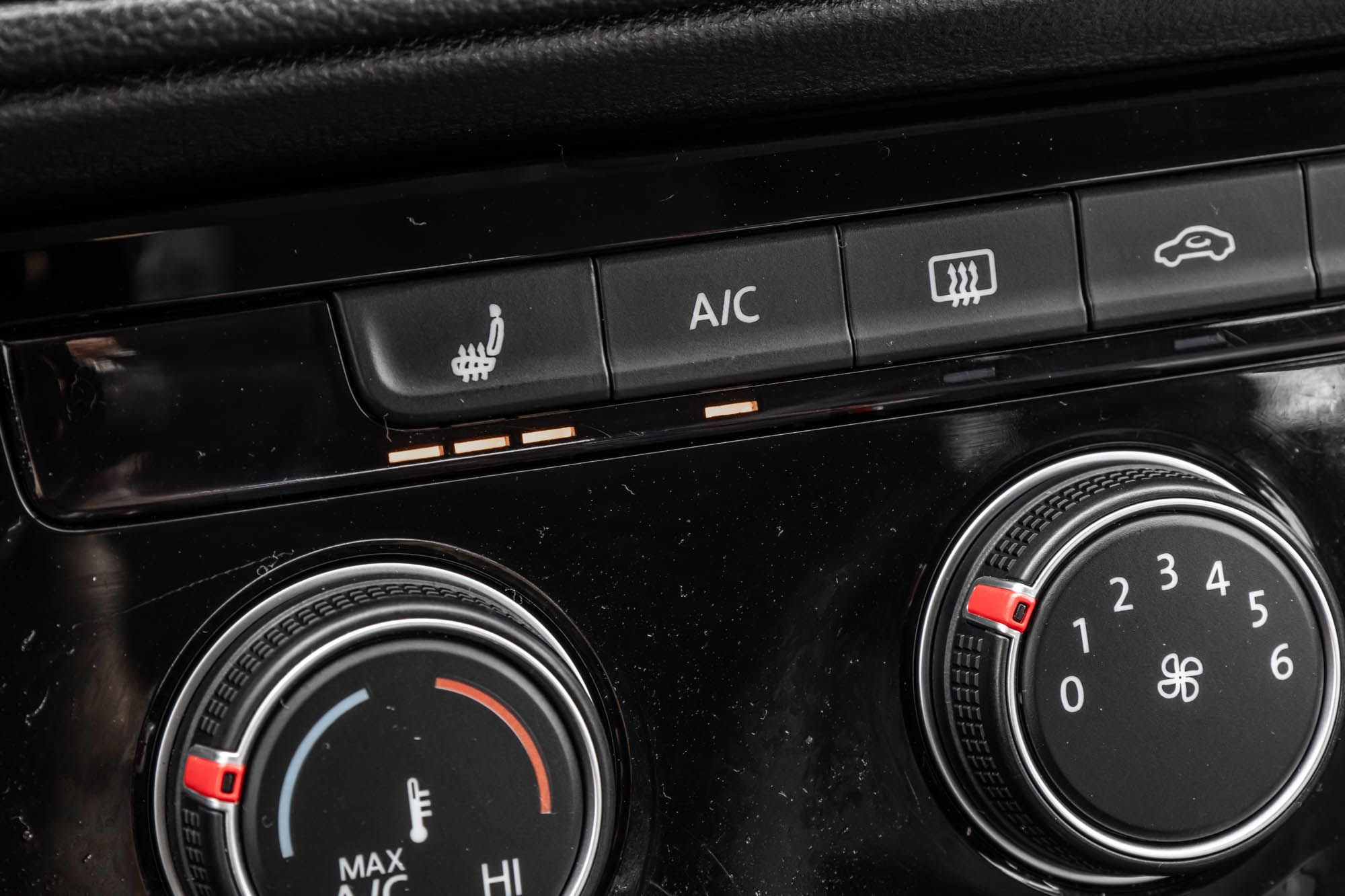 2023 Volkswagen Taos