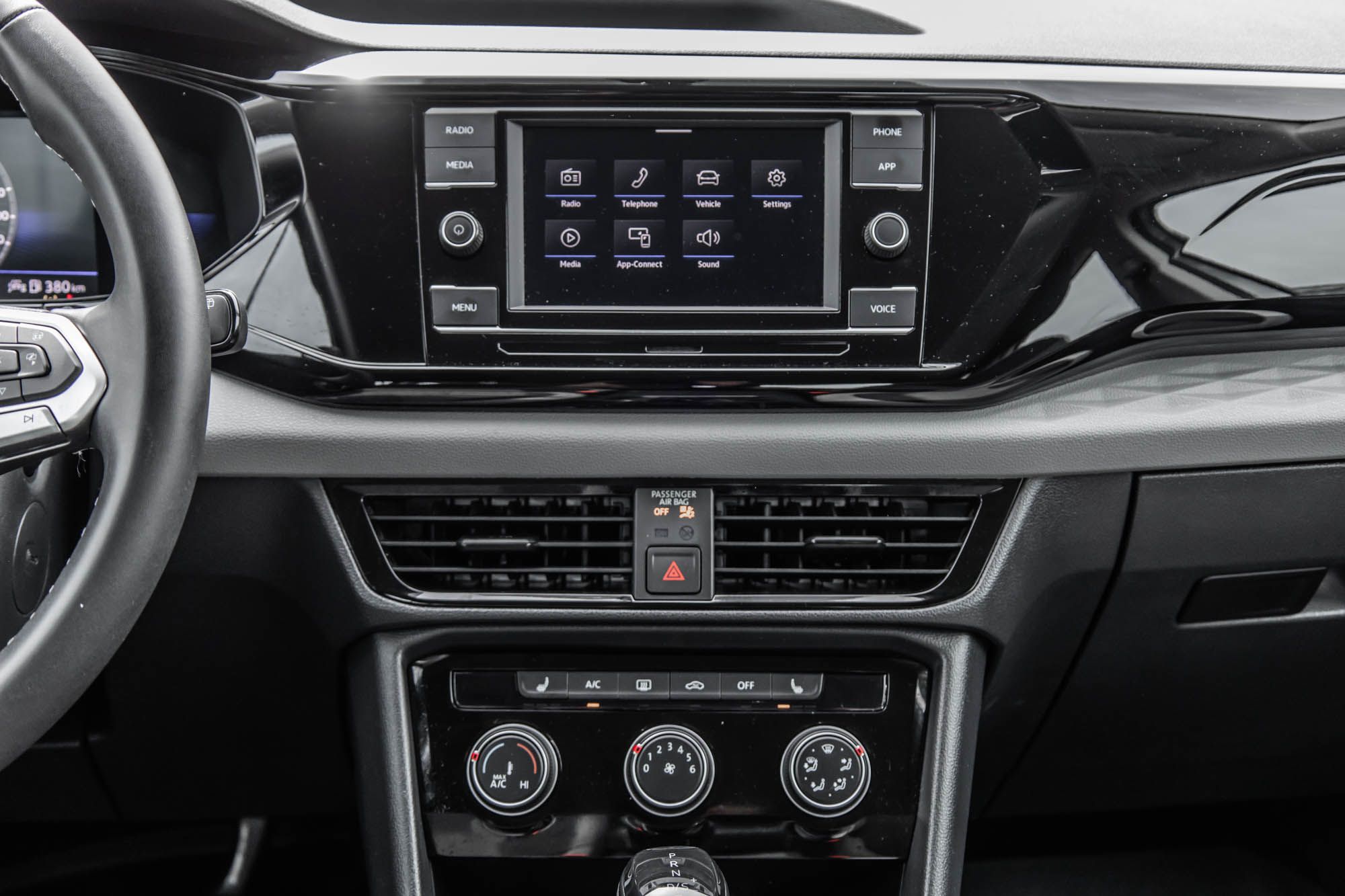 2023 Volkswagen Taos