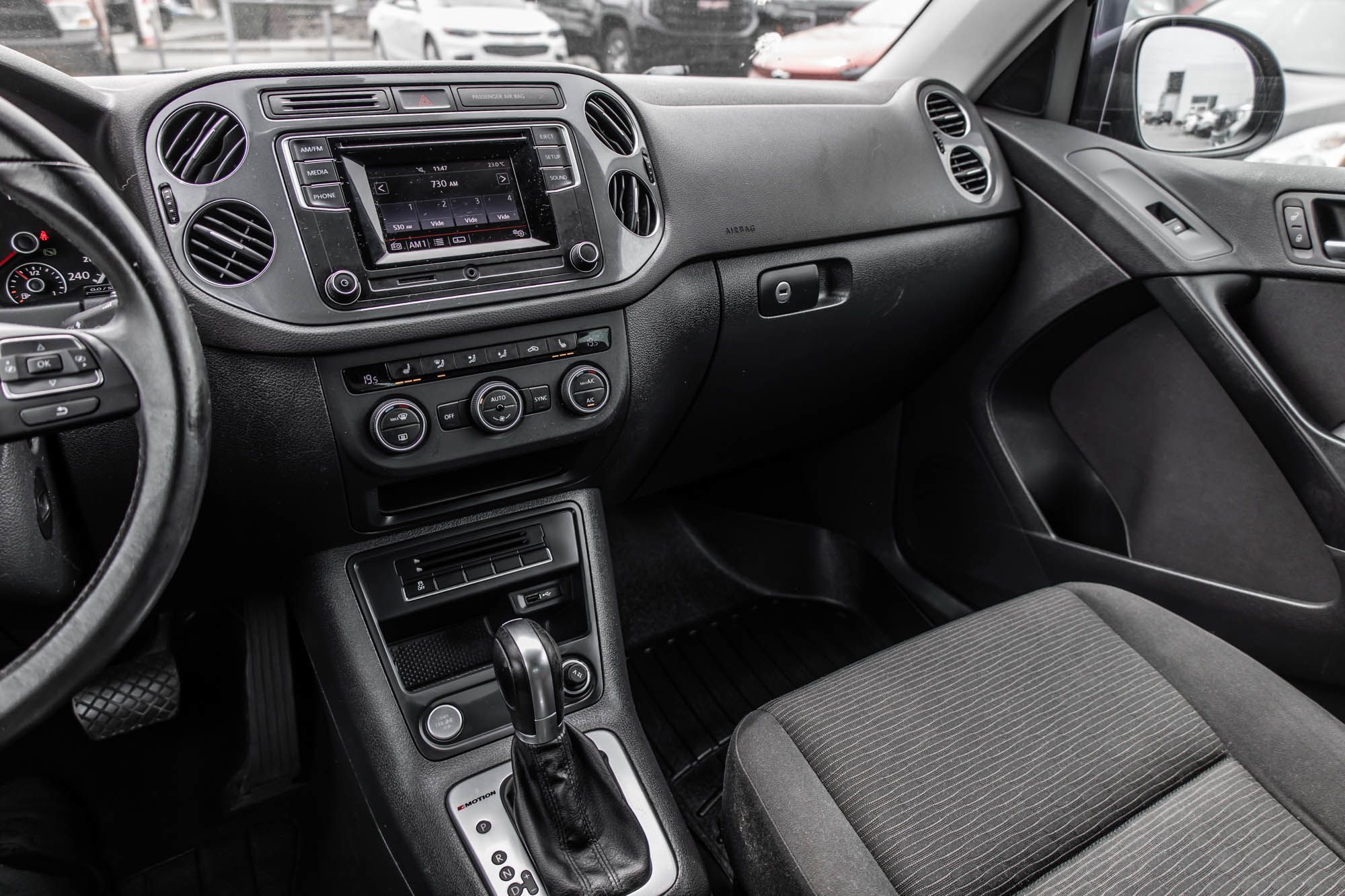 Volkswagen Tiguan  2016