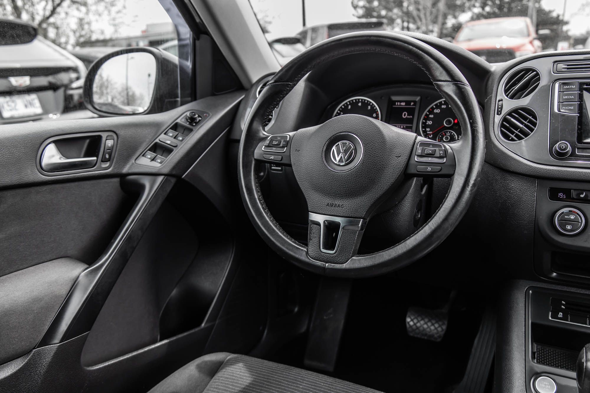 Volkswagen Tiguan  2016