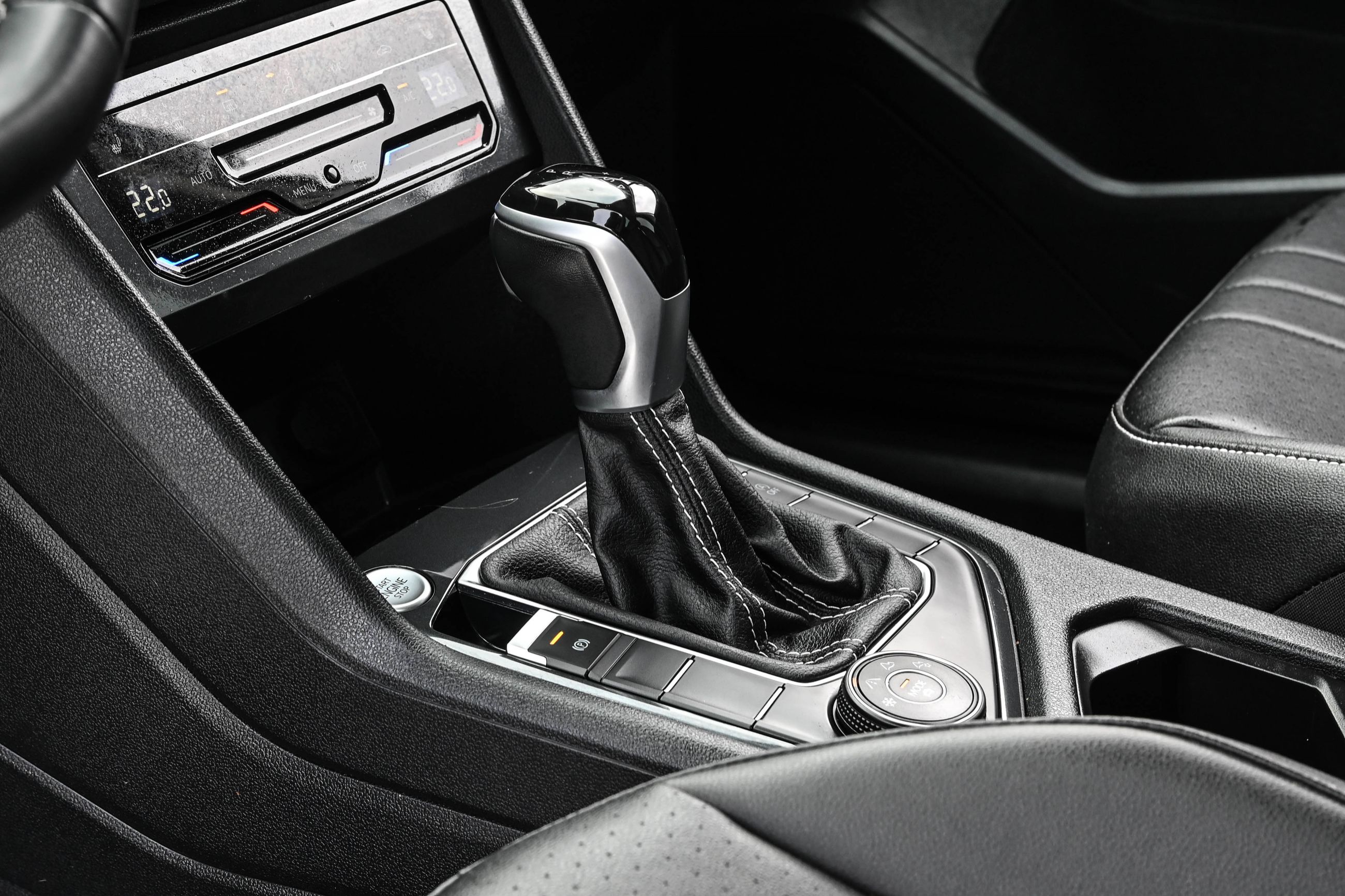 2022 Volkswagen Tiguan in Dollard-des-Ormeaux, Quebec