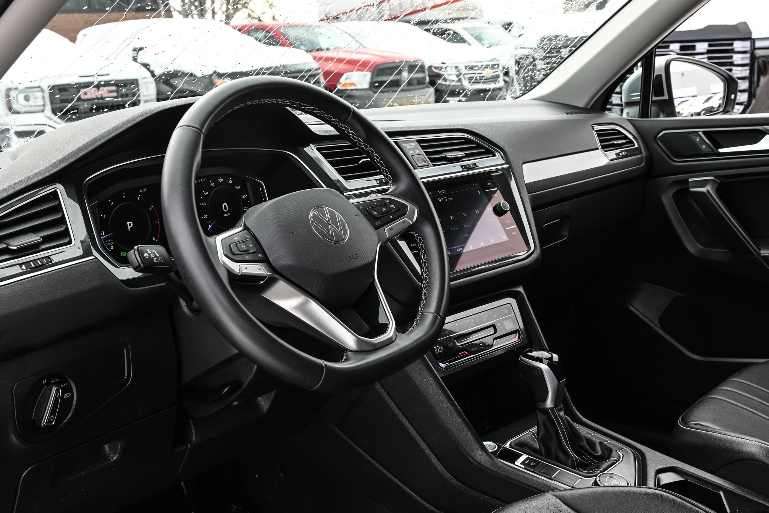 2022 Volkswagen Tiguan in Dollard-des-Ormeaux, Quebec