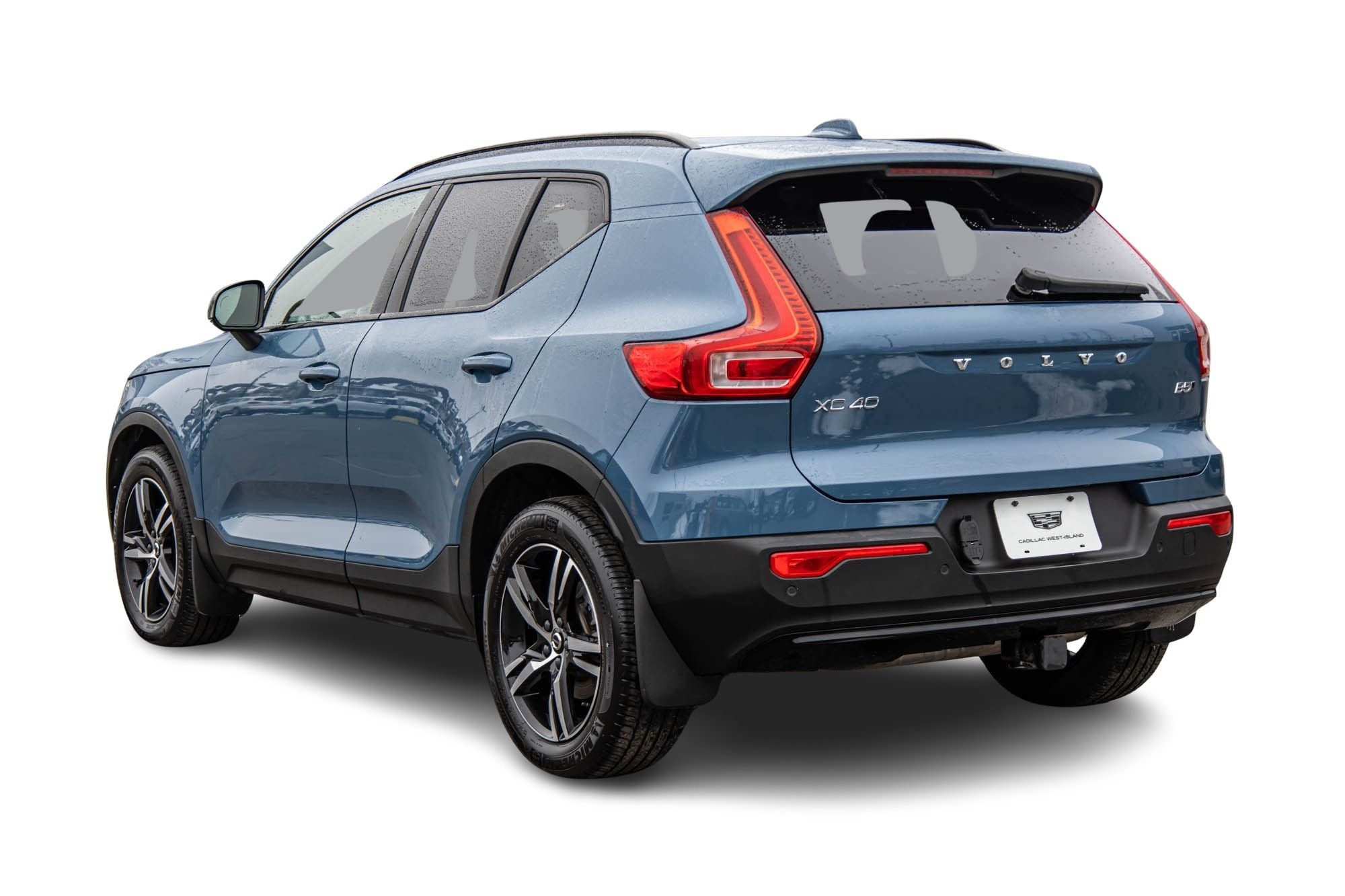 Volvo XC40  2023