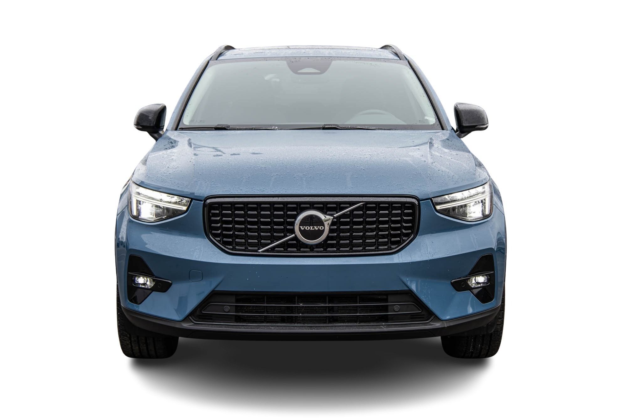 Volvo XC40  2023