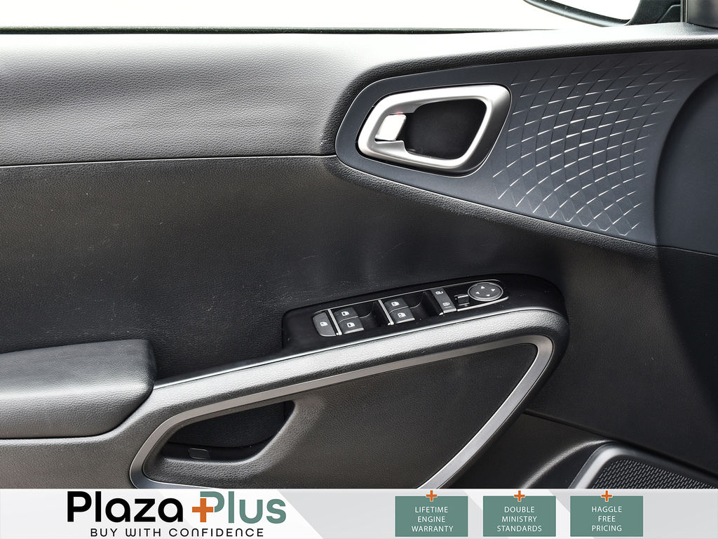2022 Kia Soul EX ONE OWNER | HEATED STEERING WHEEL | WIRELESS PHONE CHARGER | LANE KEEP ASSIST | BLIND SPOT DETECTION