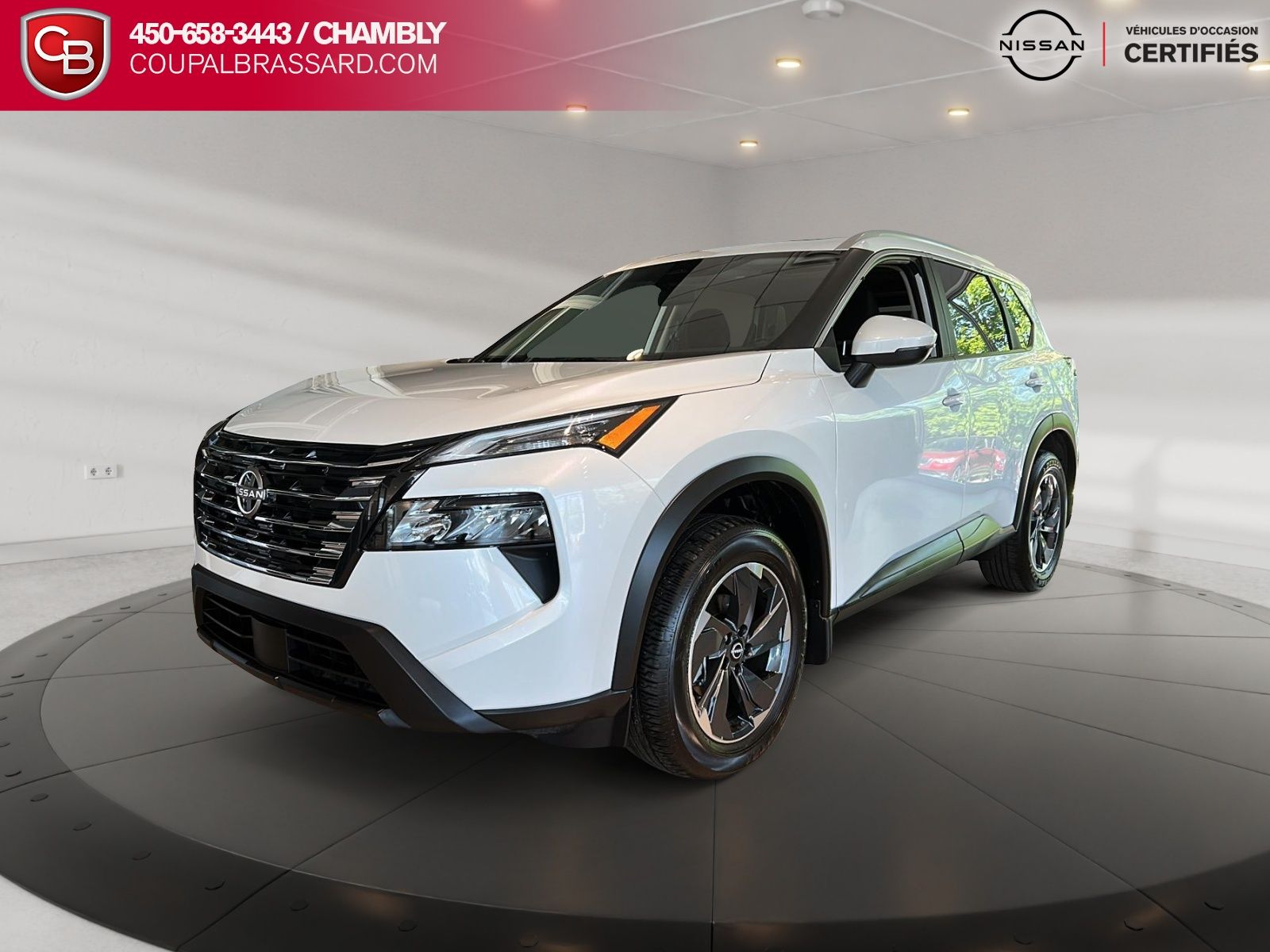 2025 Nissan Rogue SV toit ouvrant awd wow 946 km seulement