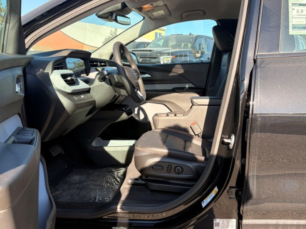 Photo Chevrolet Bolt RS 2027 #8