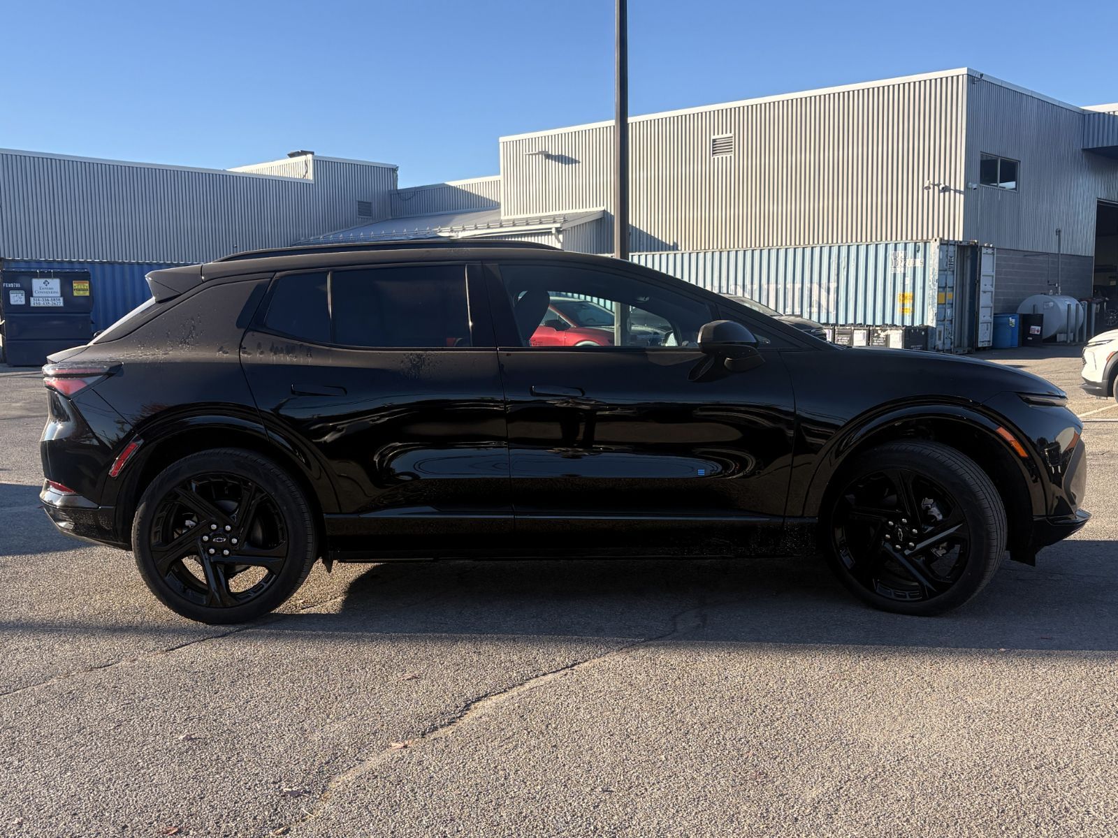 Photo 2027 Chevrolet Equinox EV RS #3