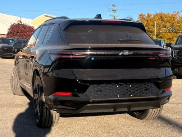 Photo 2027 Chevrolet Equinox EV RS #5