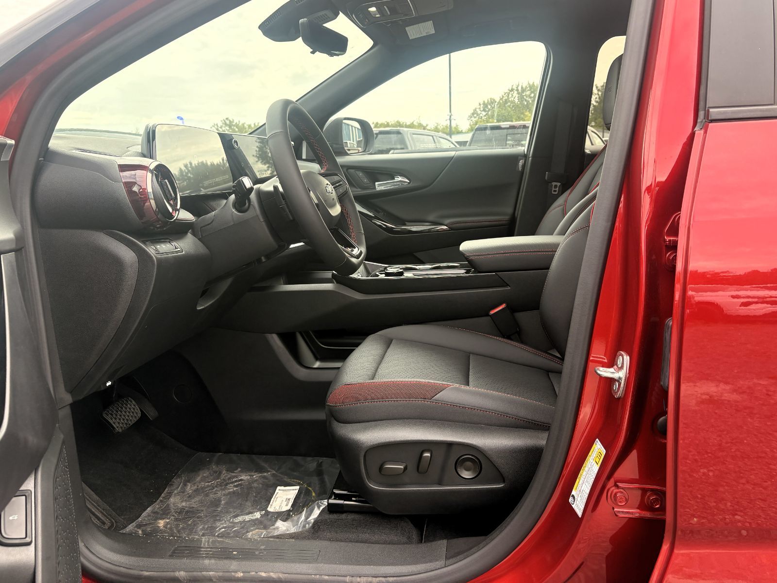 Photo Chevrolet Equinox RS 2027 #8