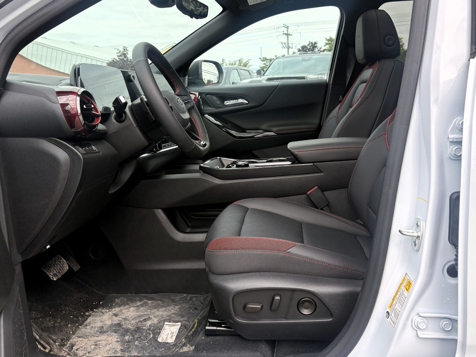 Photo Chevrolet Equinox RS 2027 #8