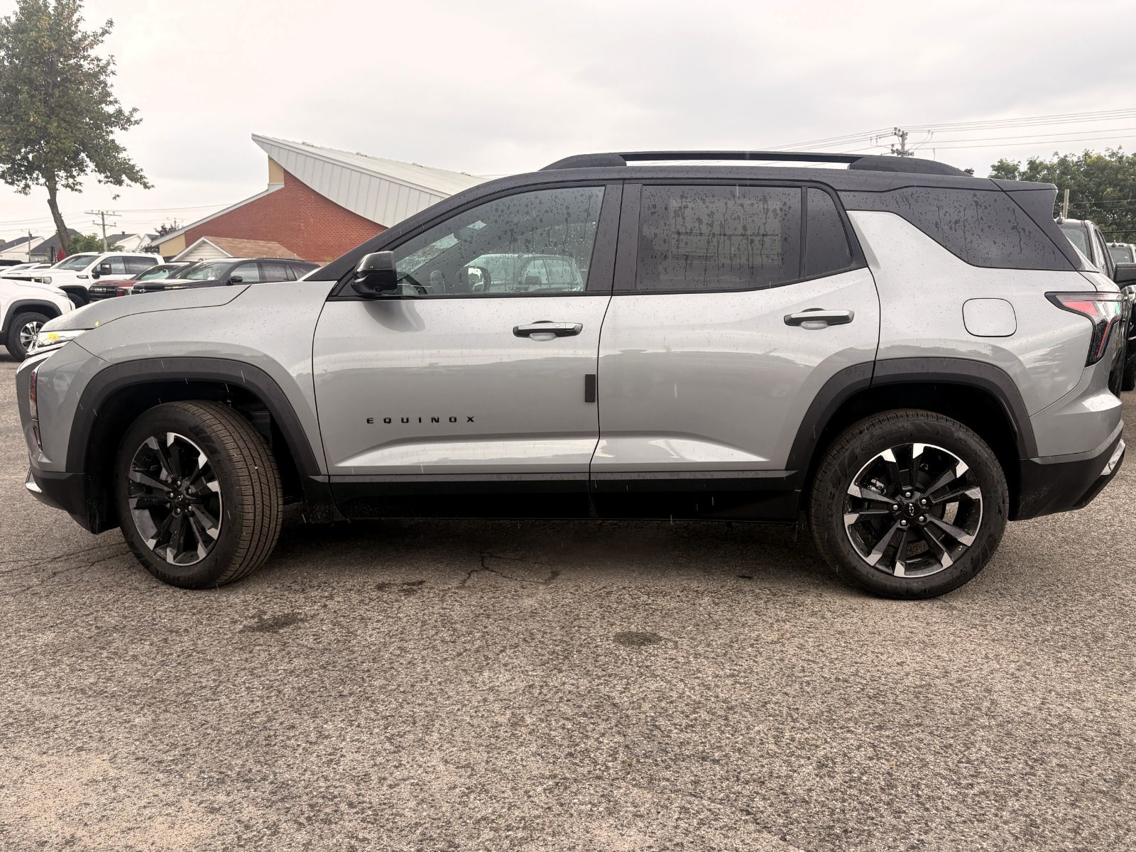 Photo Chevrolet Equinox RS 2027 #6
