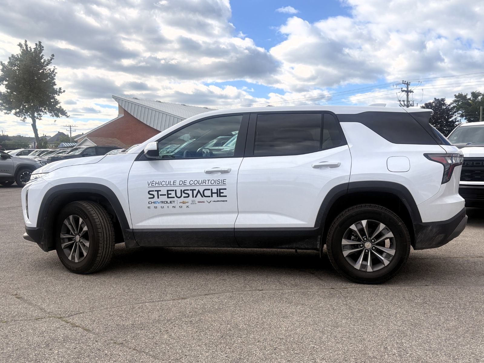 Photo 2027 Chevrolet Equinox LT #6