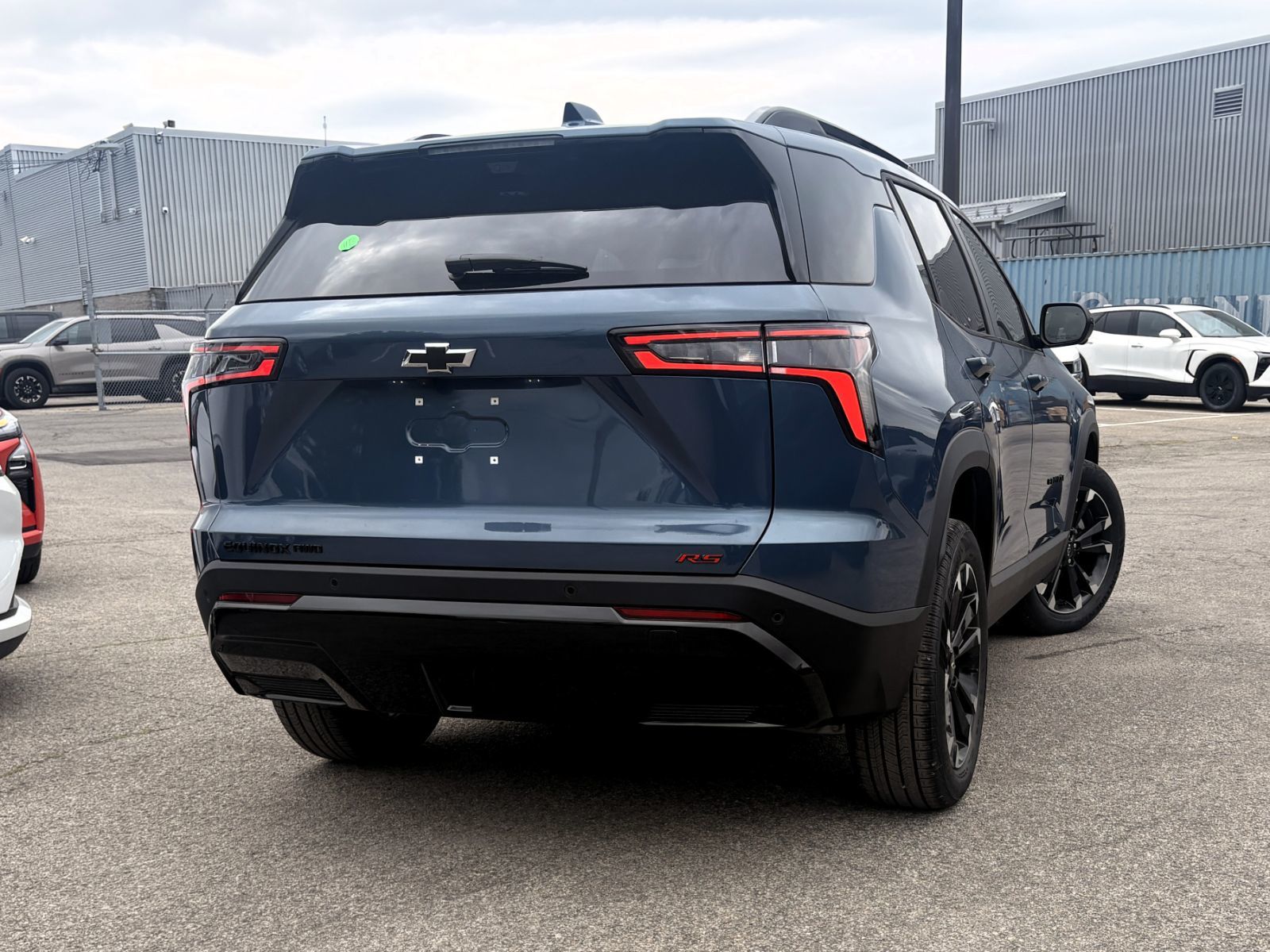 Photo Chevrolet Equinox RS 2027 #4