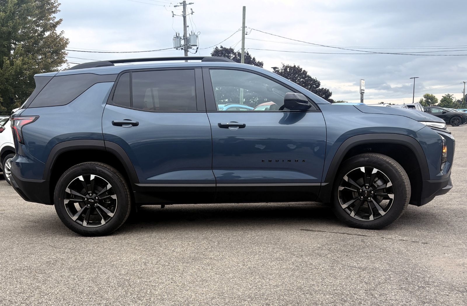 Photo Chevrolet Equinox RS 2027 #3