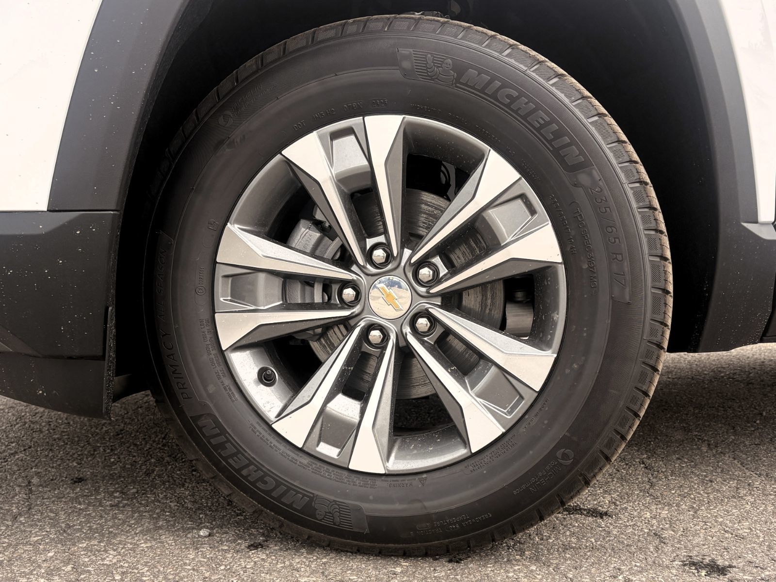 Photo 2027 Chevrolet Equinox LT #7