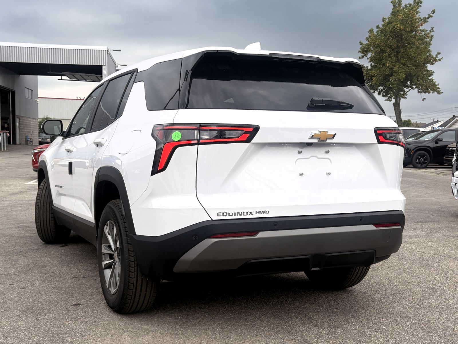 Photo 2027 Chevrolet Equinox LT #5