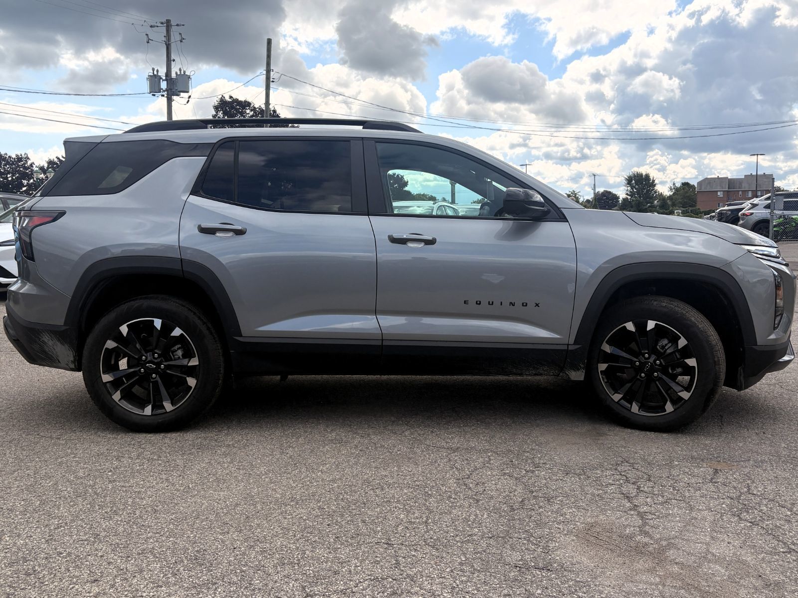 Photo 2027 Chevrolet Equinox RS #3