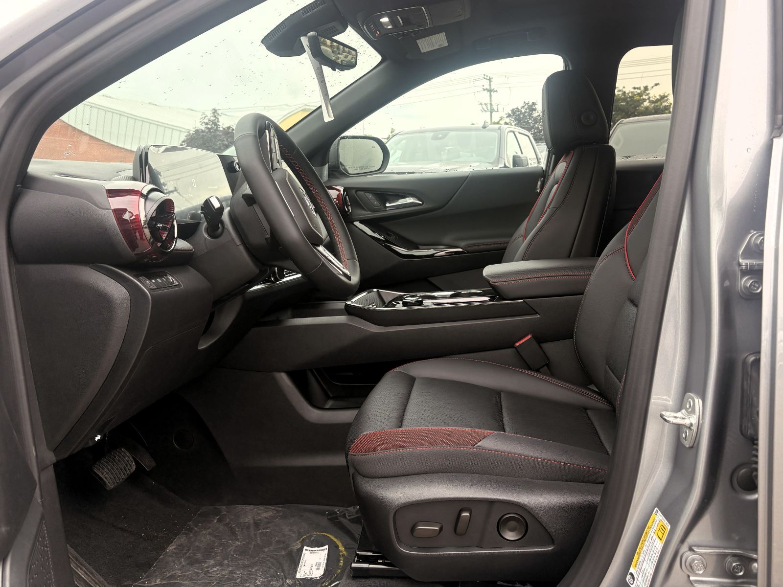 Photo Chevrolet Equinox RS 2027 #8