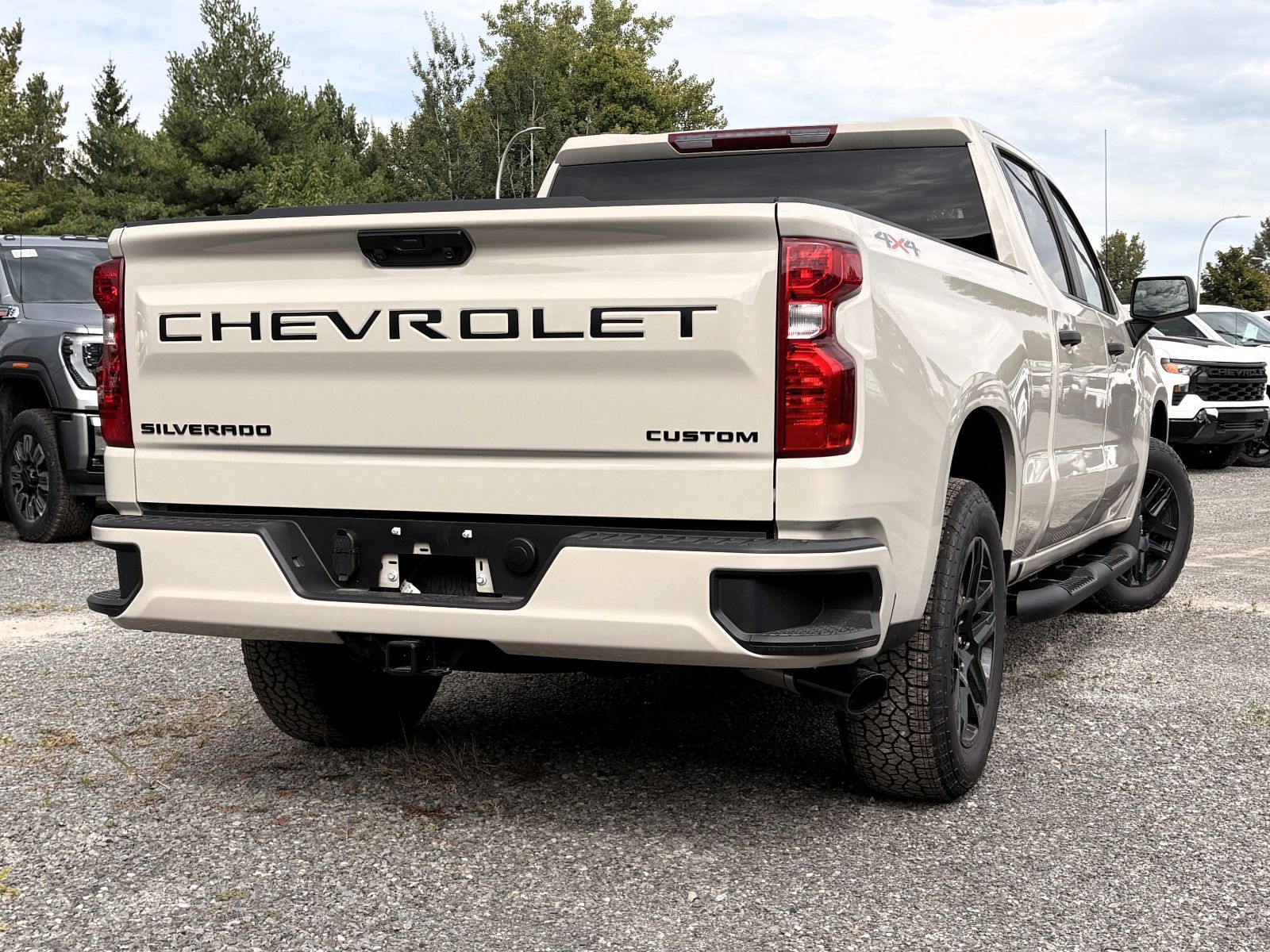 Photo 2026 Chevrolet Silverado 1500 Custom #4