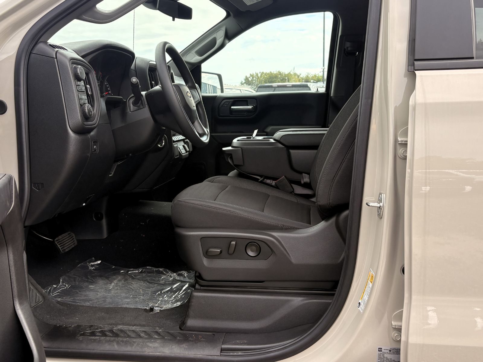 Photo 2026 Chevrolet Silverado 1500 Custom #8