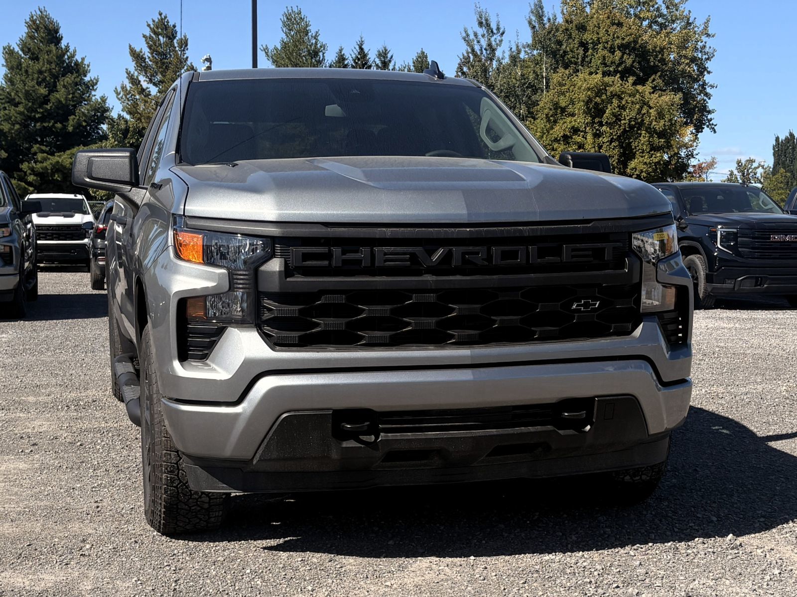 Photo Chevrolet Silverado 1500 Custom 2026 #2