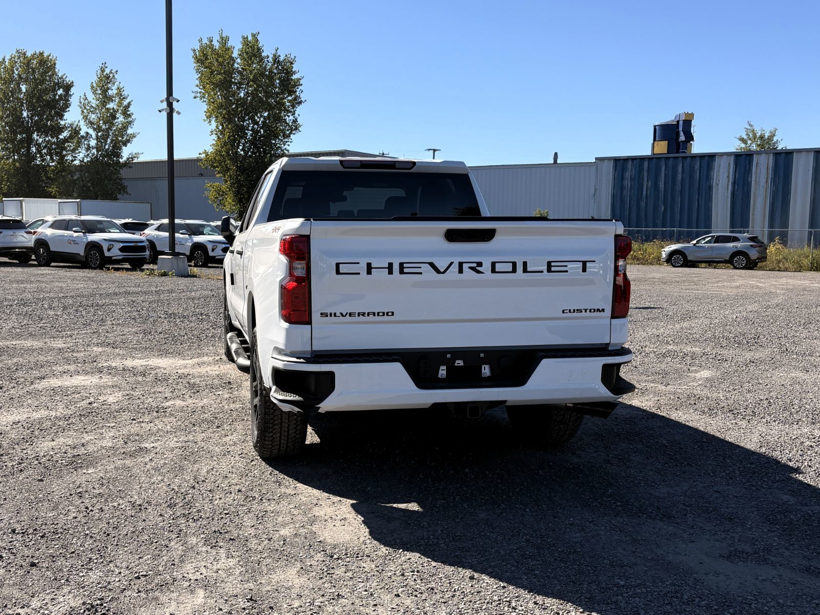 Photo Chevrolet Silverado 1500 Custom 2026 #5