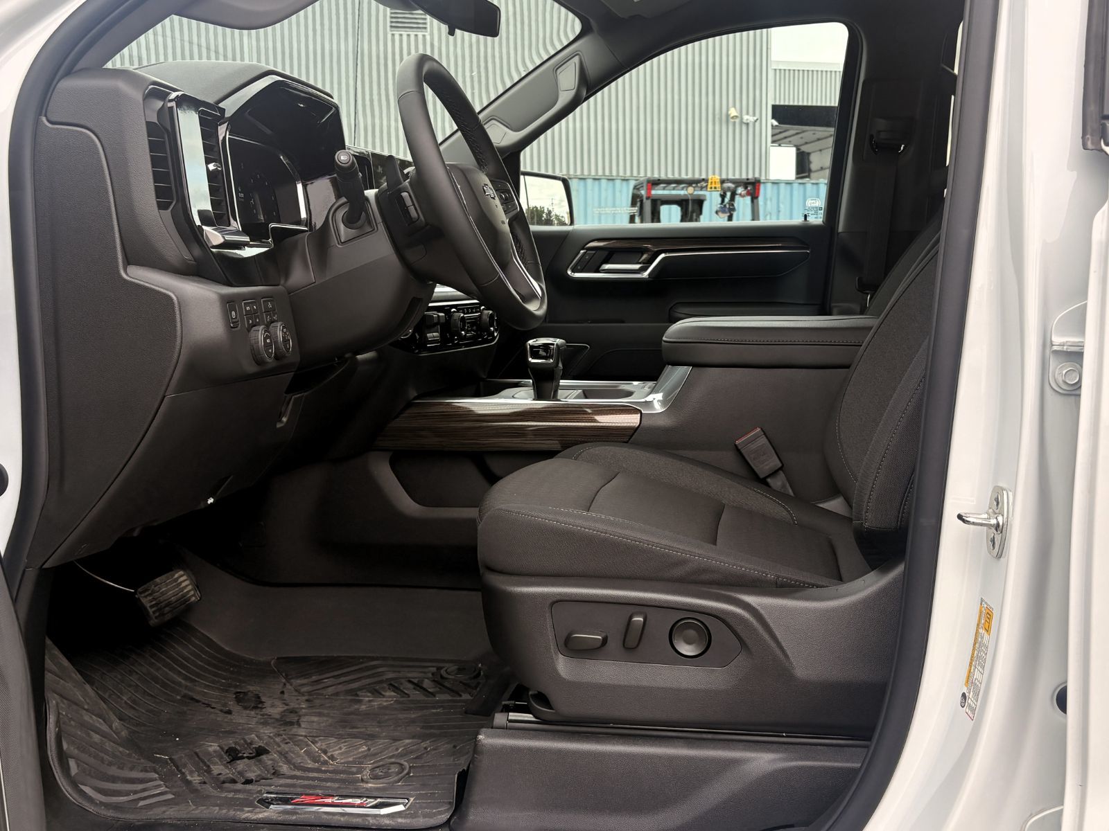 Photo Chevrolet Silverado 1500 RST 2026 #8