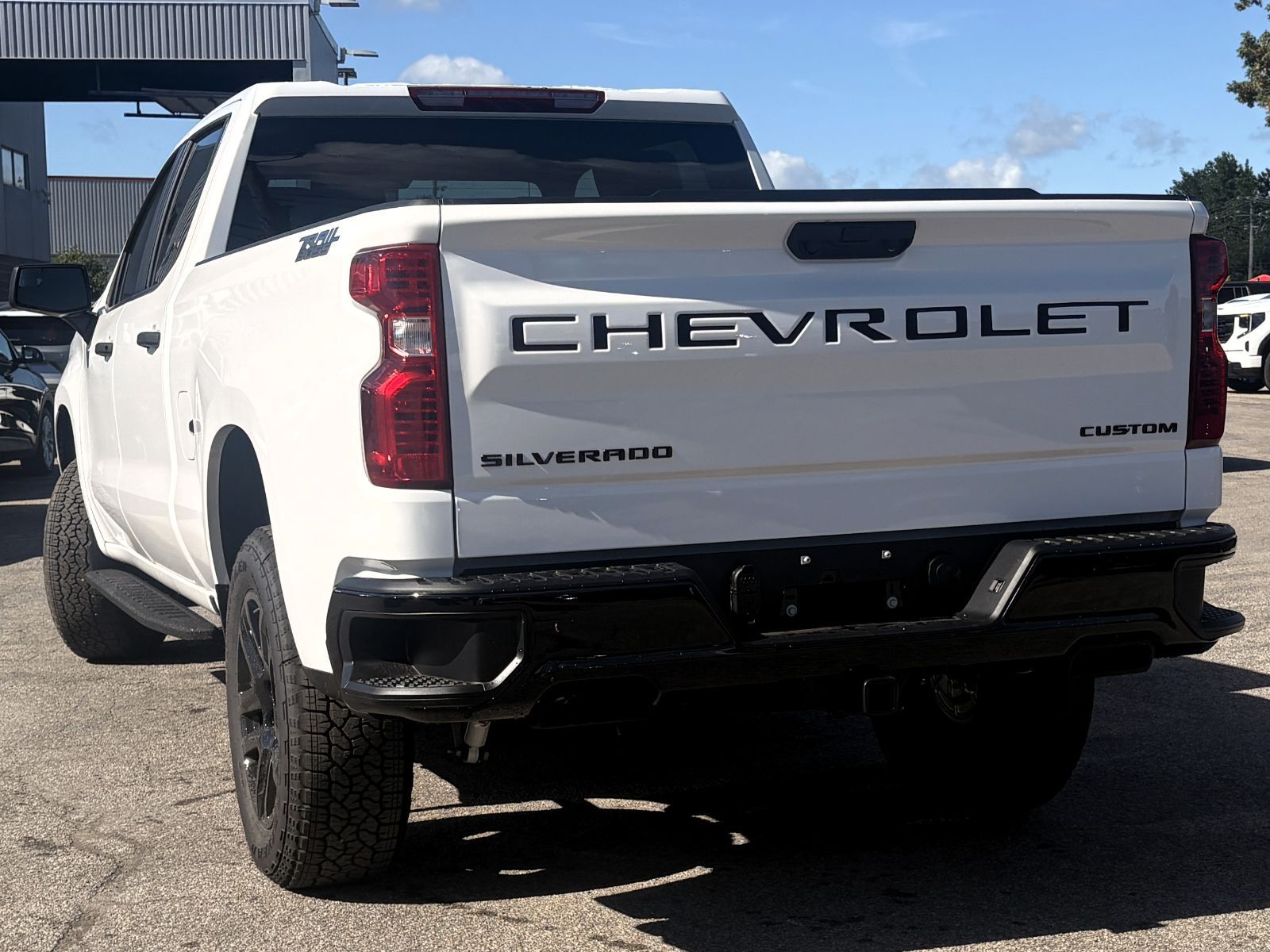 Photo Chevrolet Silverado 1500 Custom Trail Boss 2026 #5